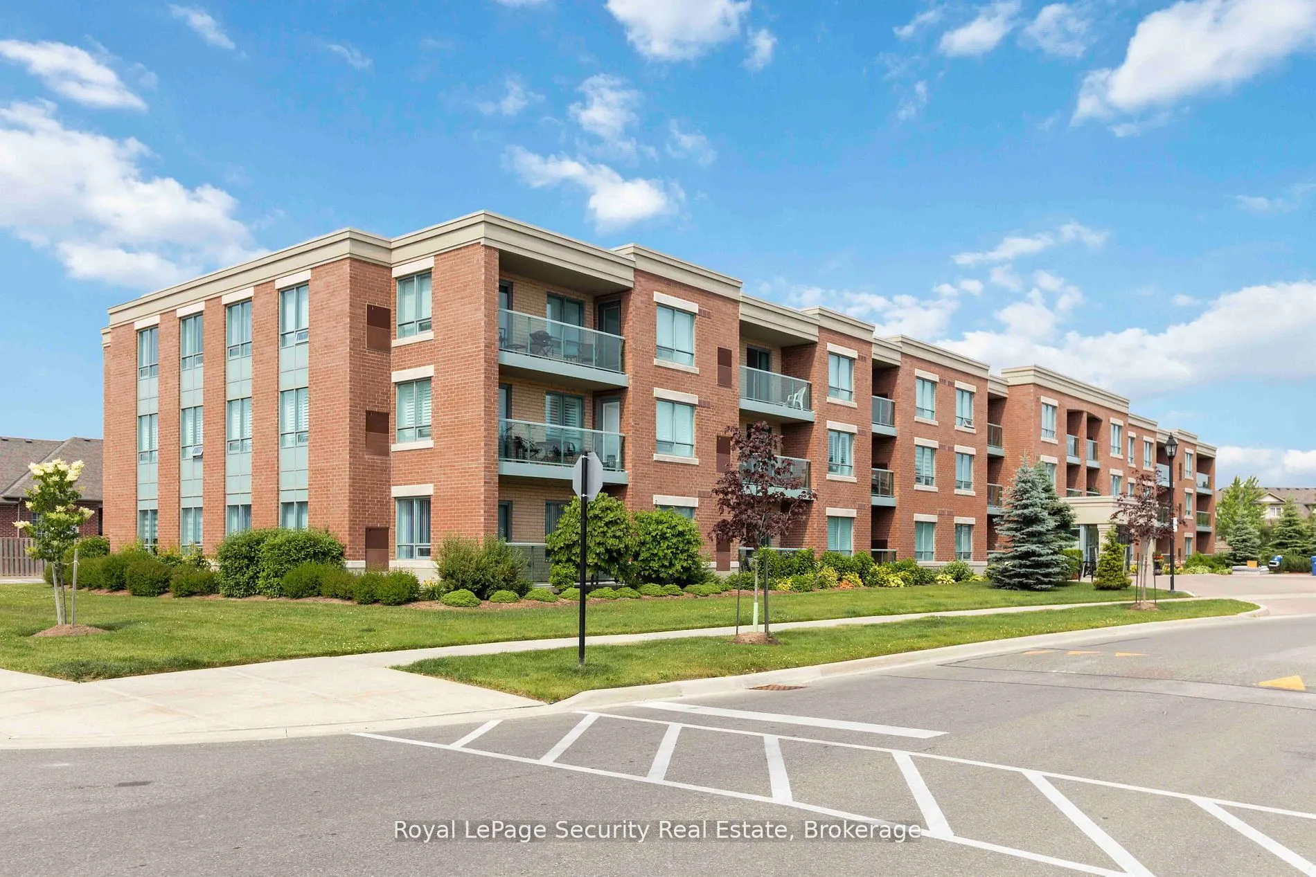 50 Via Rosedale Way, #210