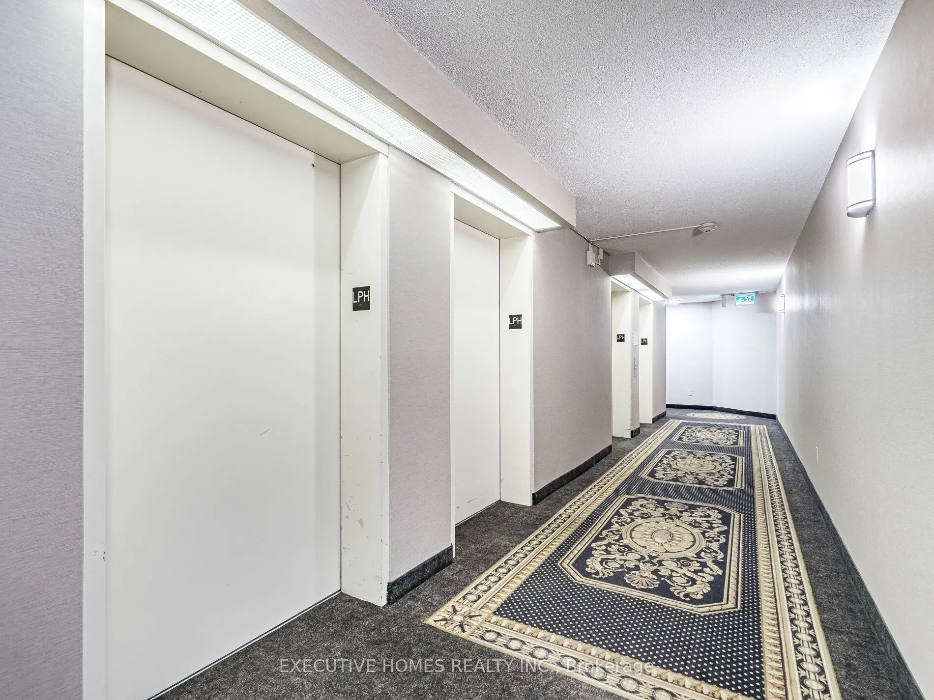 550 Webb Drive, #2702