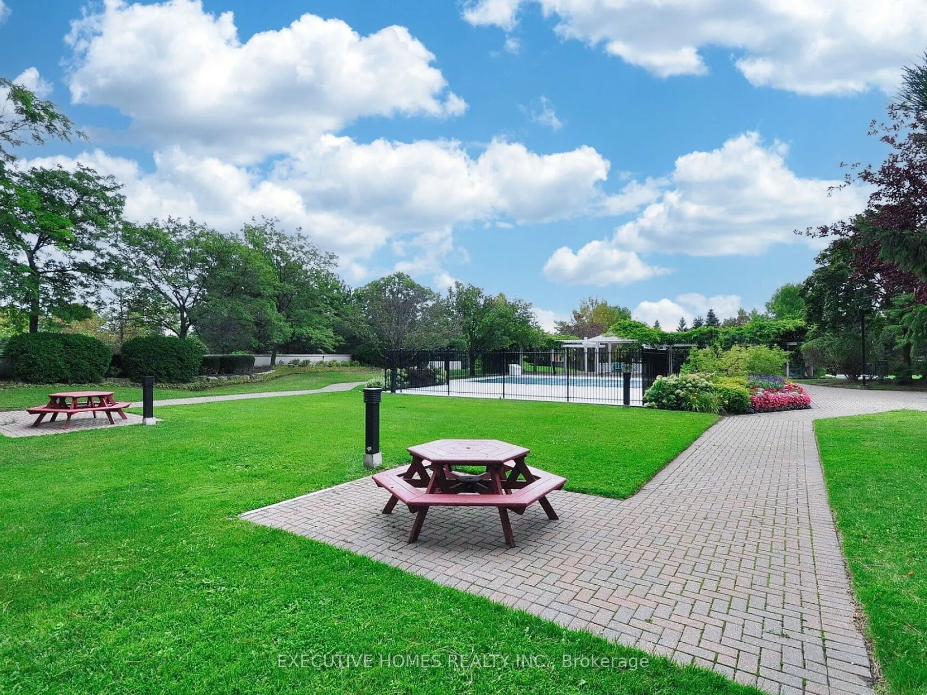 550 Webb Drive, #2702