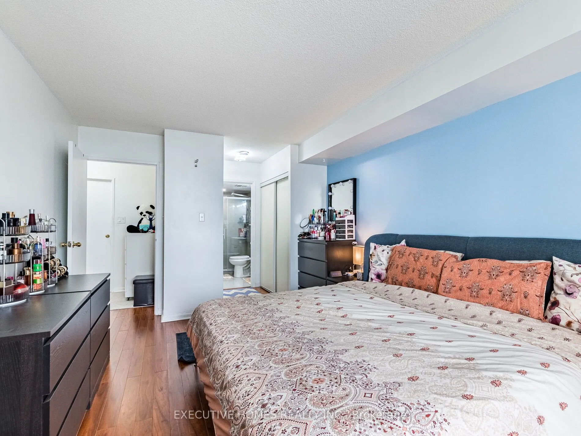 550 Webb Drive, #2702