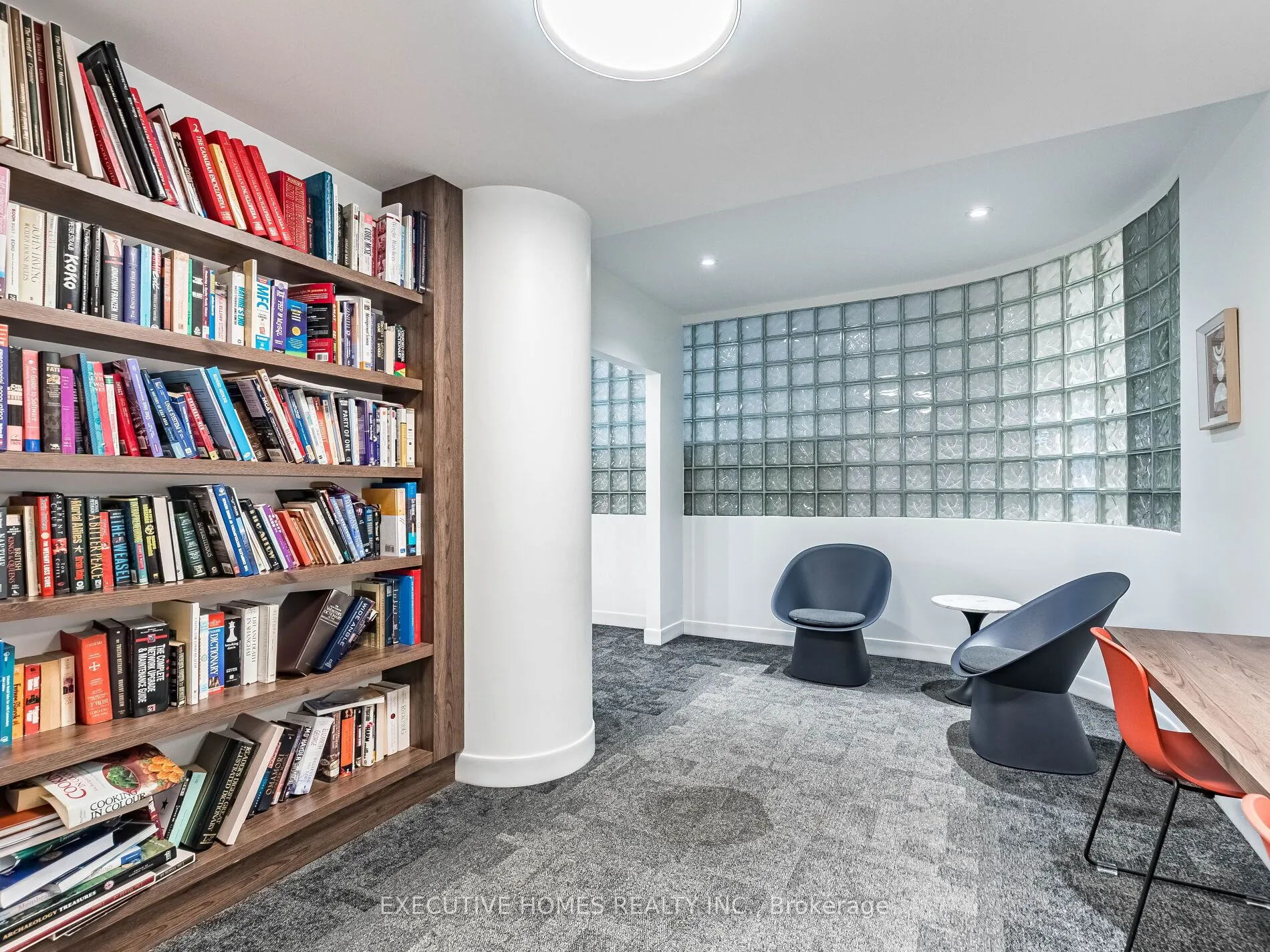 550 Webb Drive, #2702