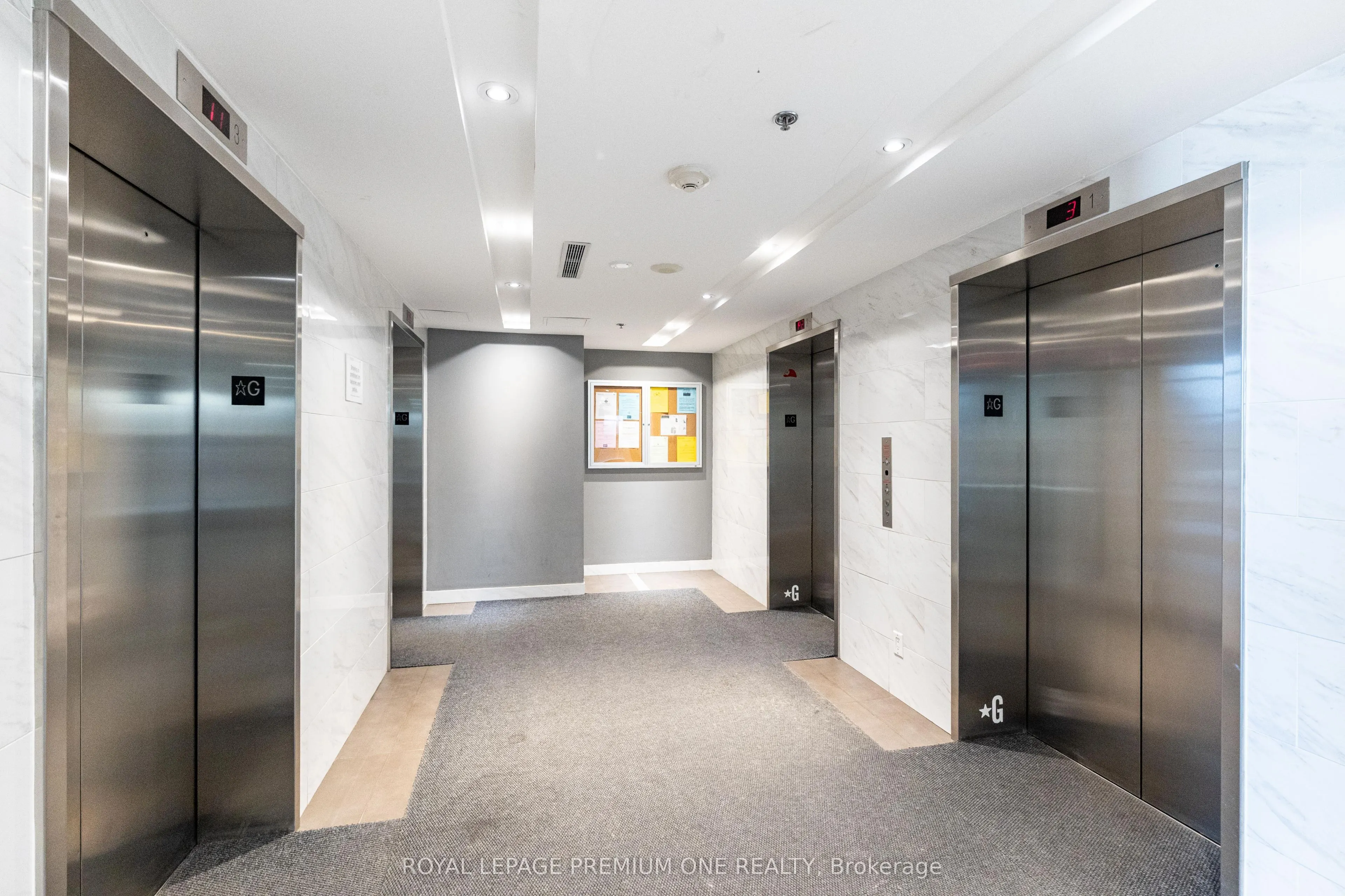 38 Joe Shuster Way, #1910