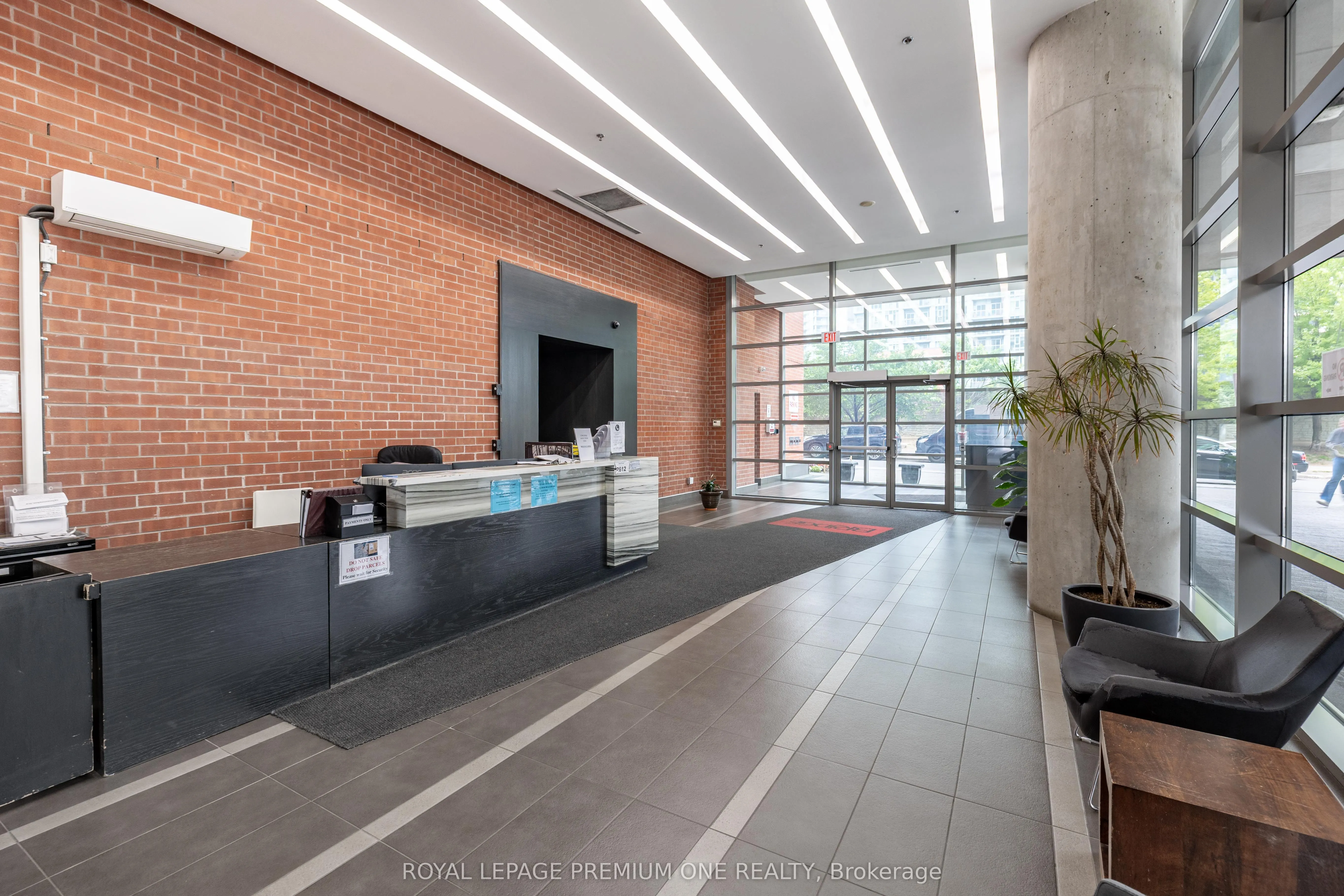 38 Joe Shuster Way, #1910