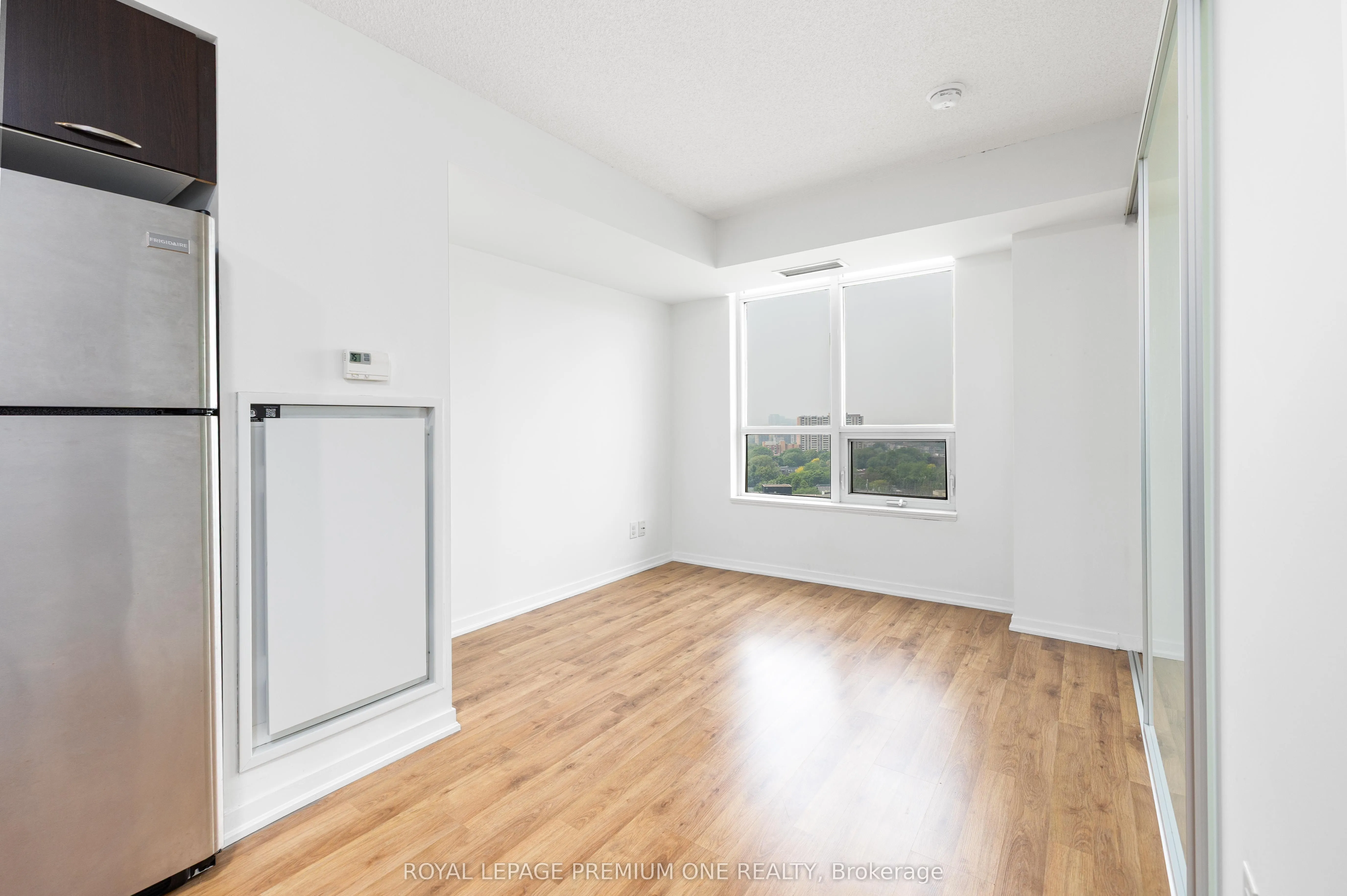 38 Joe Shuster Way, #1910