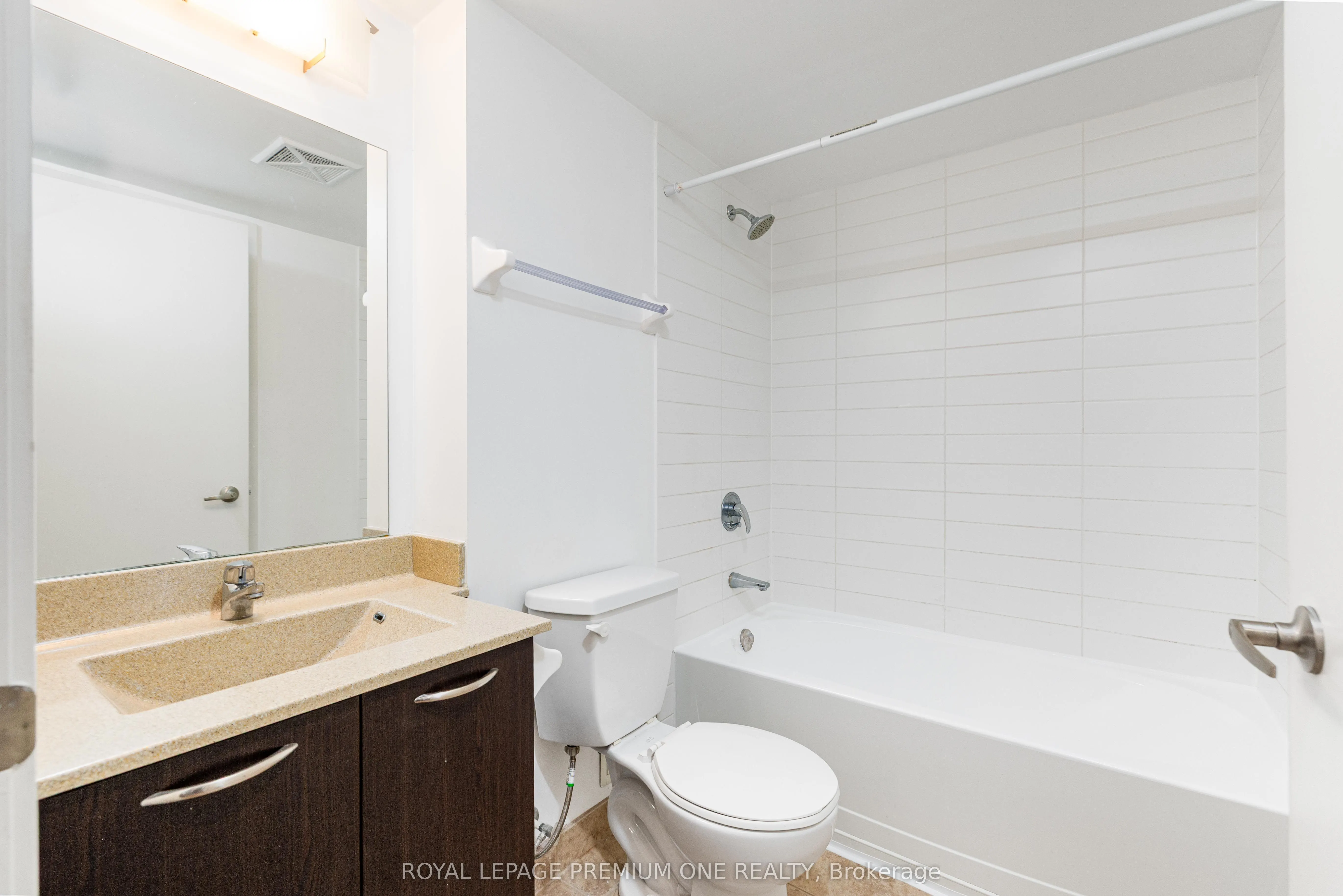 38 Joe Shuster Way, #1910