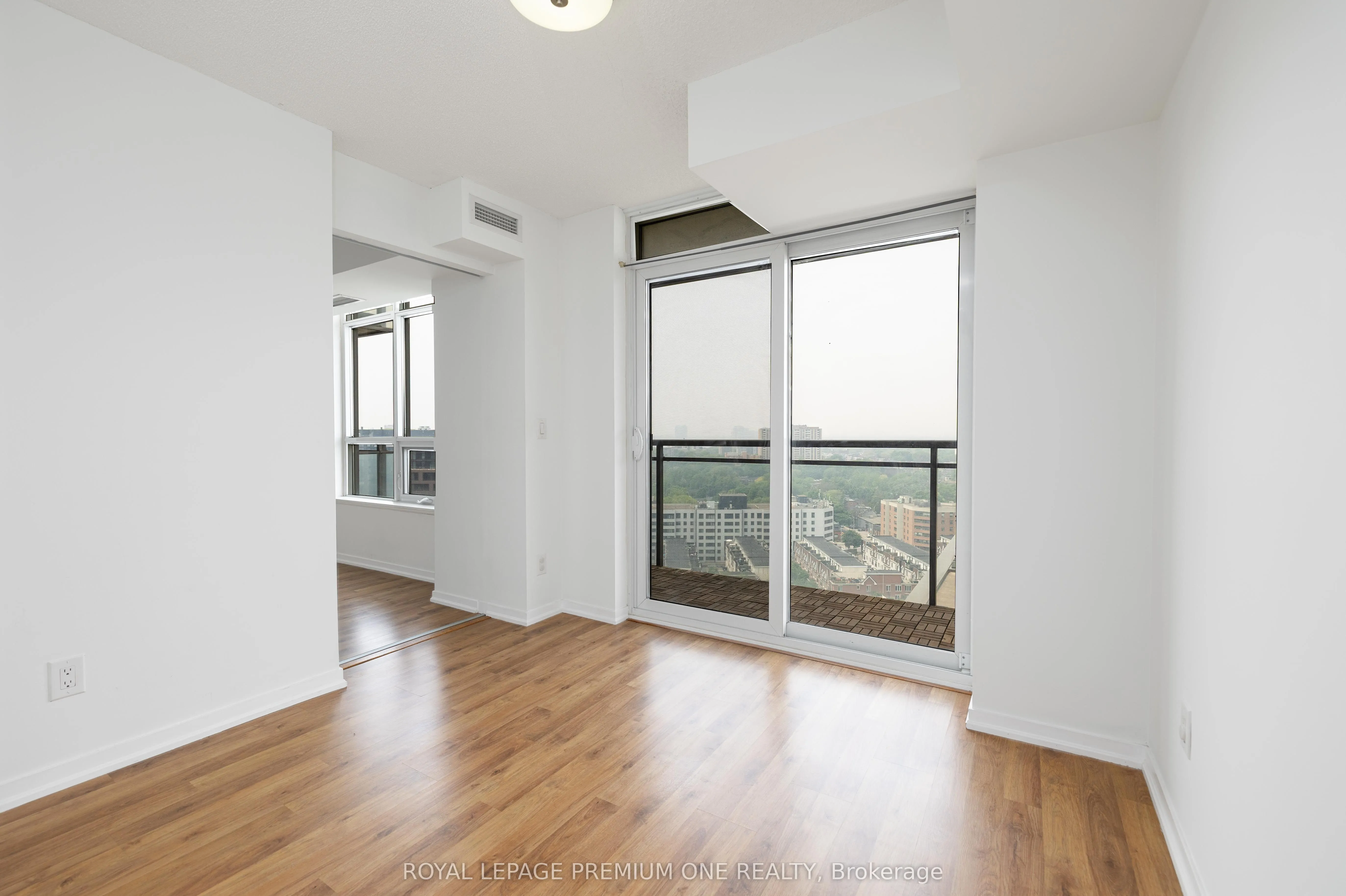 38 Joe Shuster Way, #1910