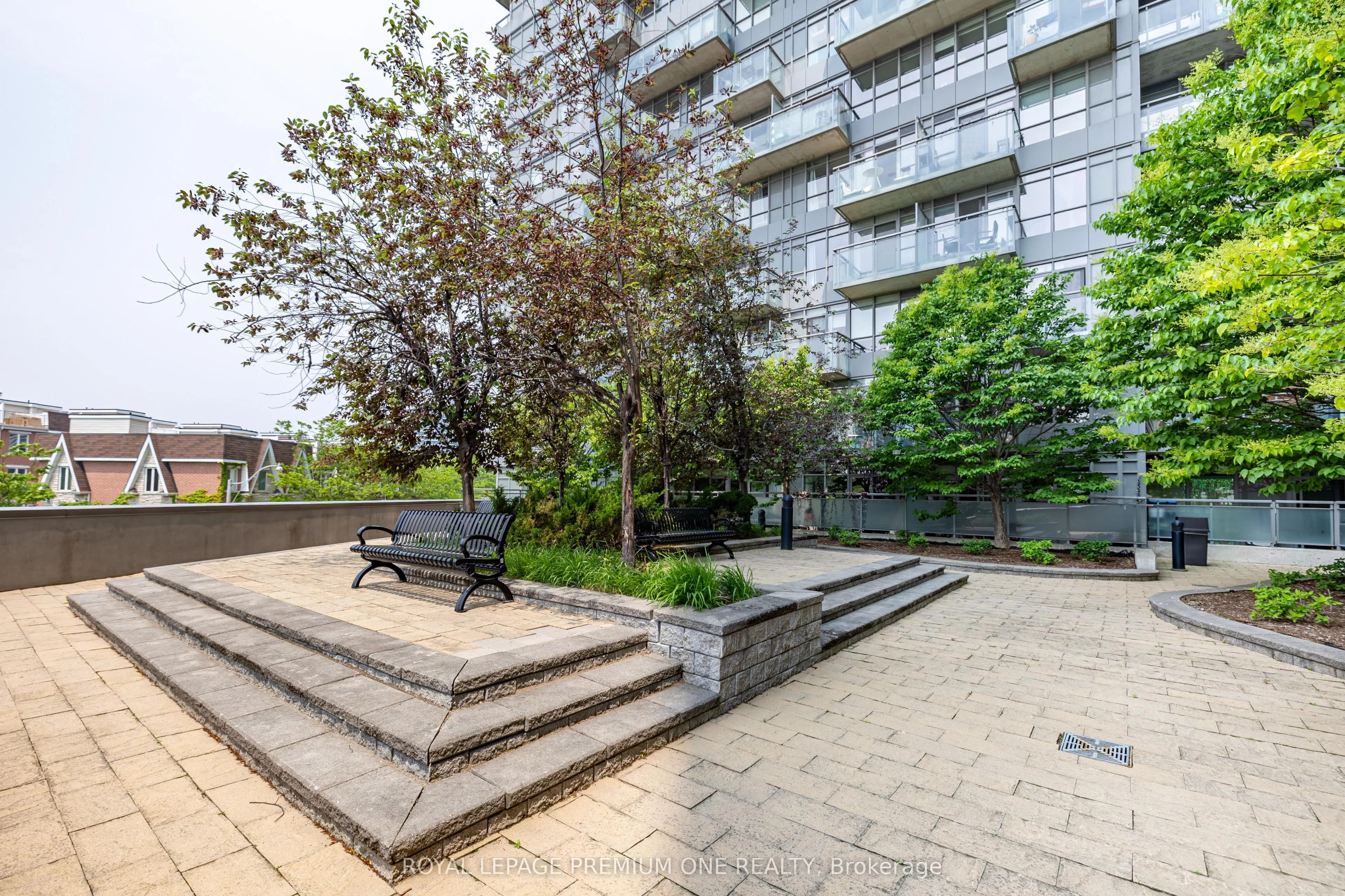 38 Joe Shuster Way, #1910