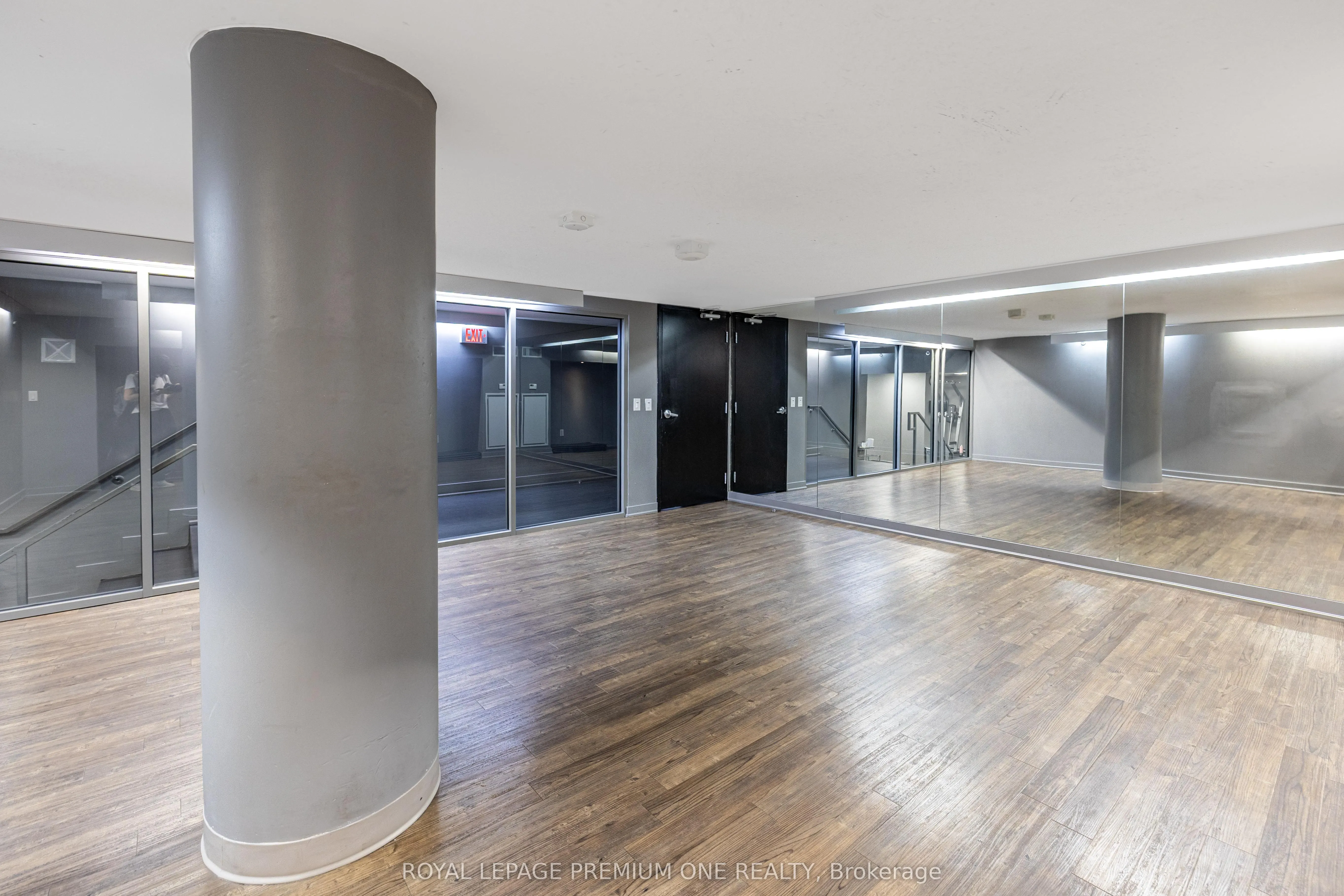 38 Joe Shuster Way, #1910
