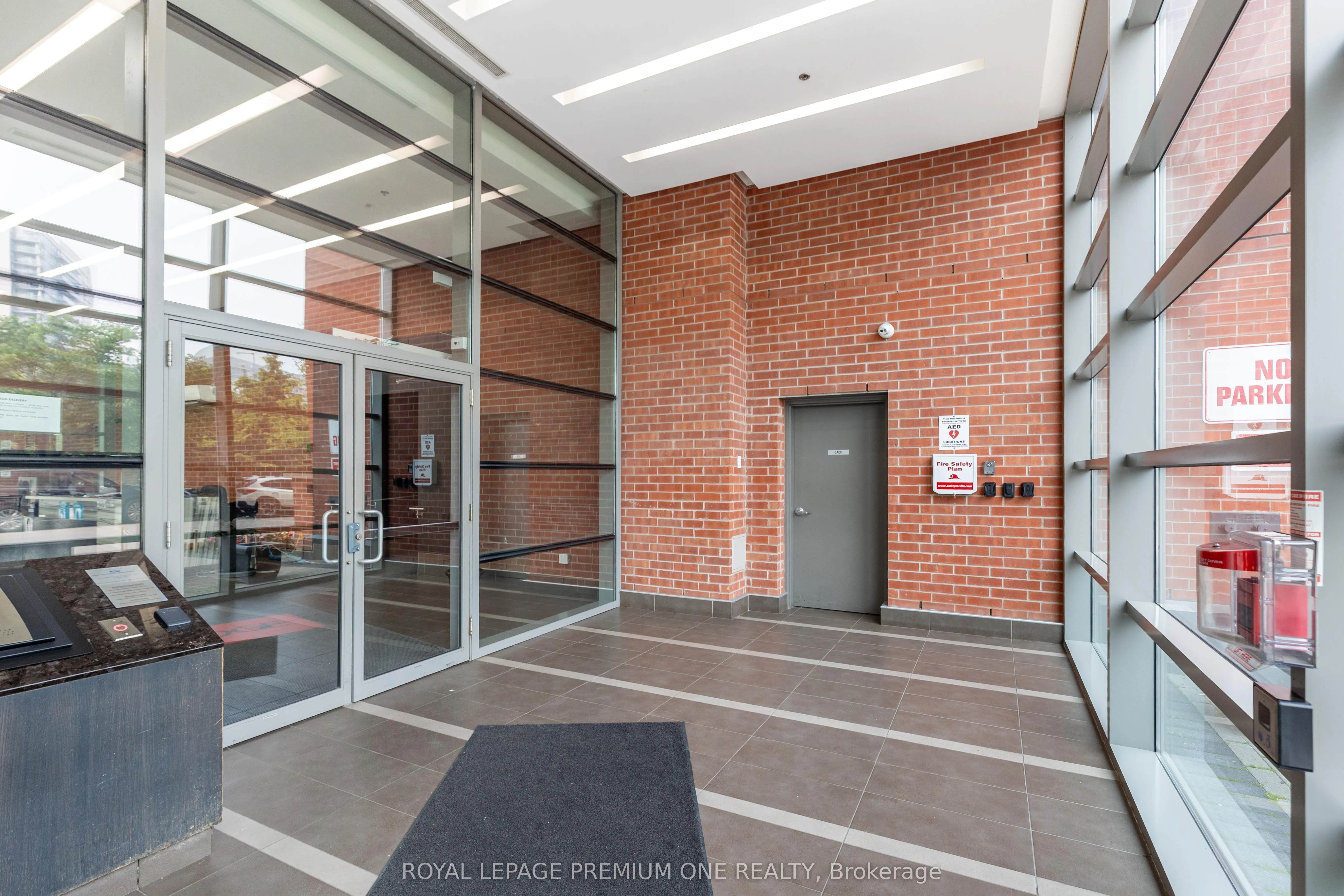 38 Joe Shuster Way, #1910