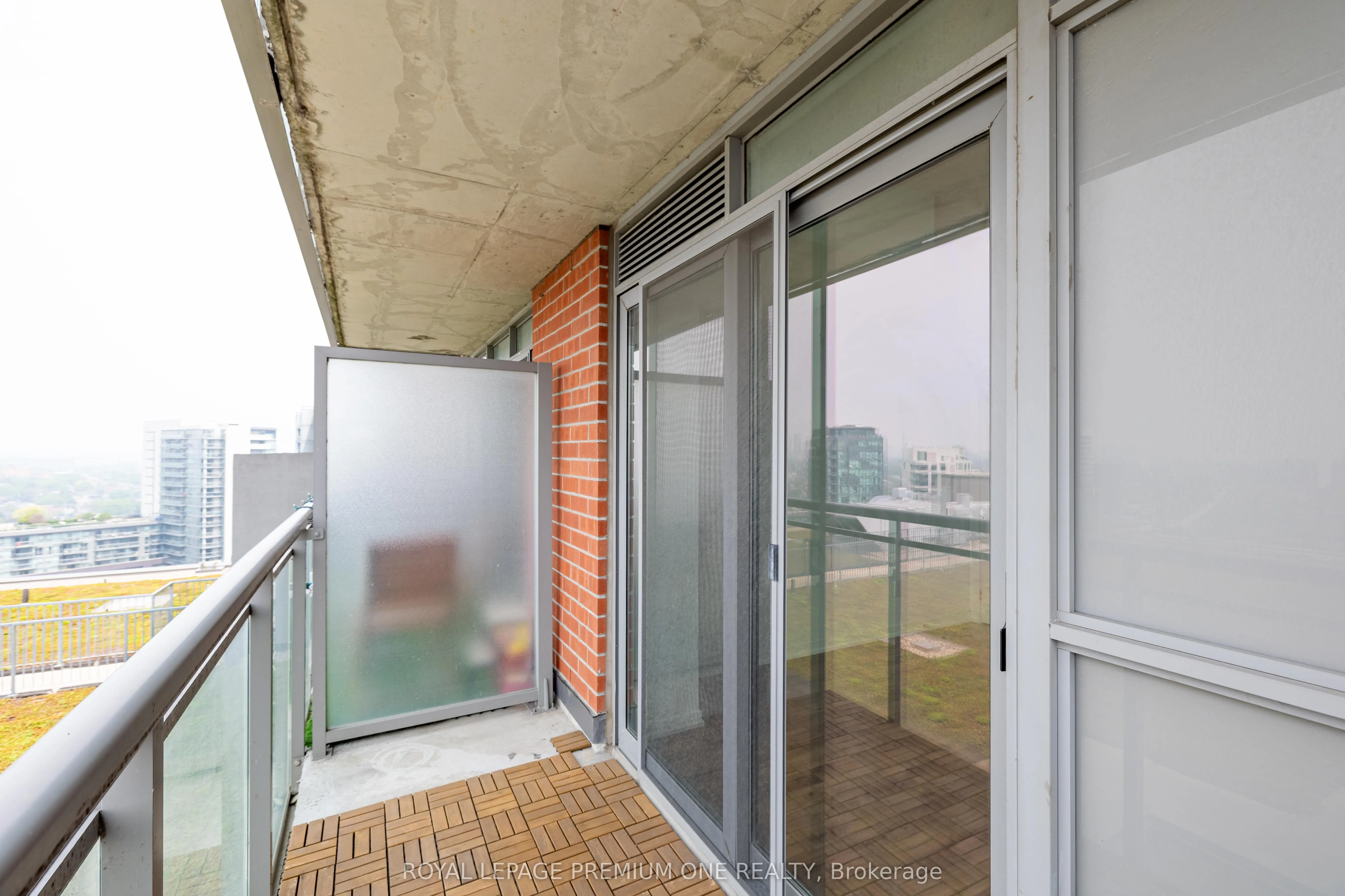 38 Joe Shuster Way, #1910
