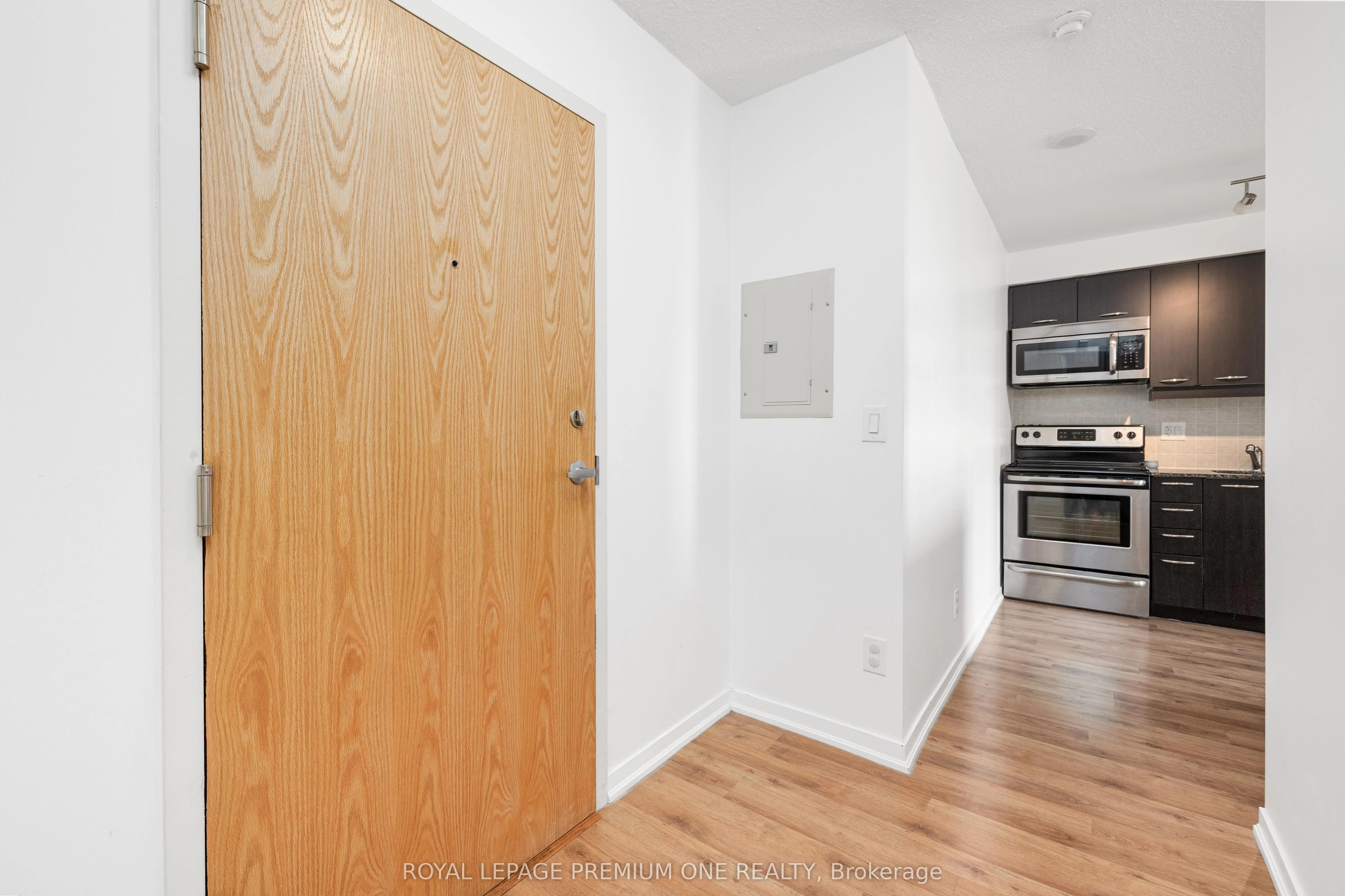 38 Joe Shuster Way, #1910