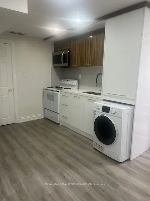 3584 Croatia Drive, #Lower