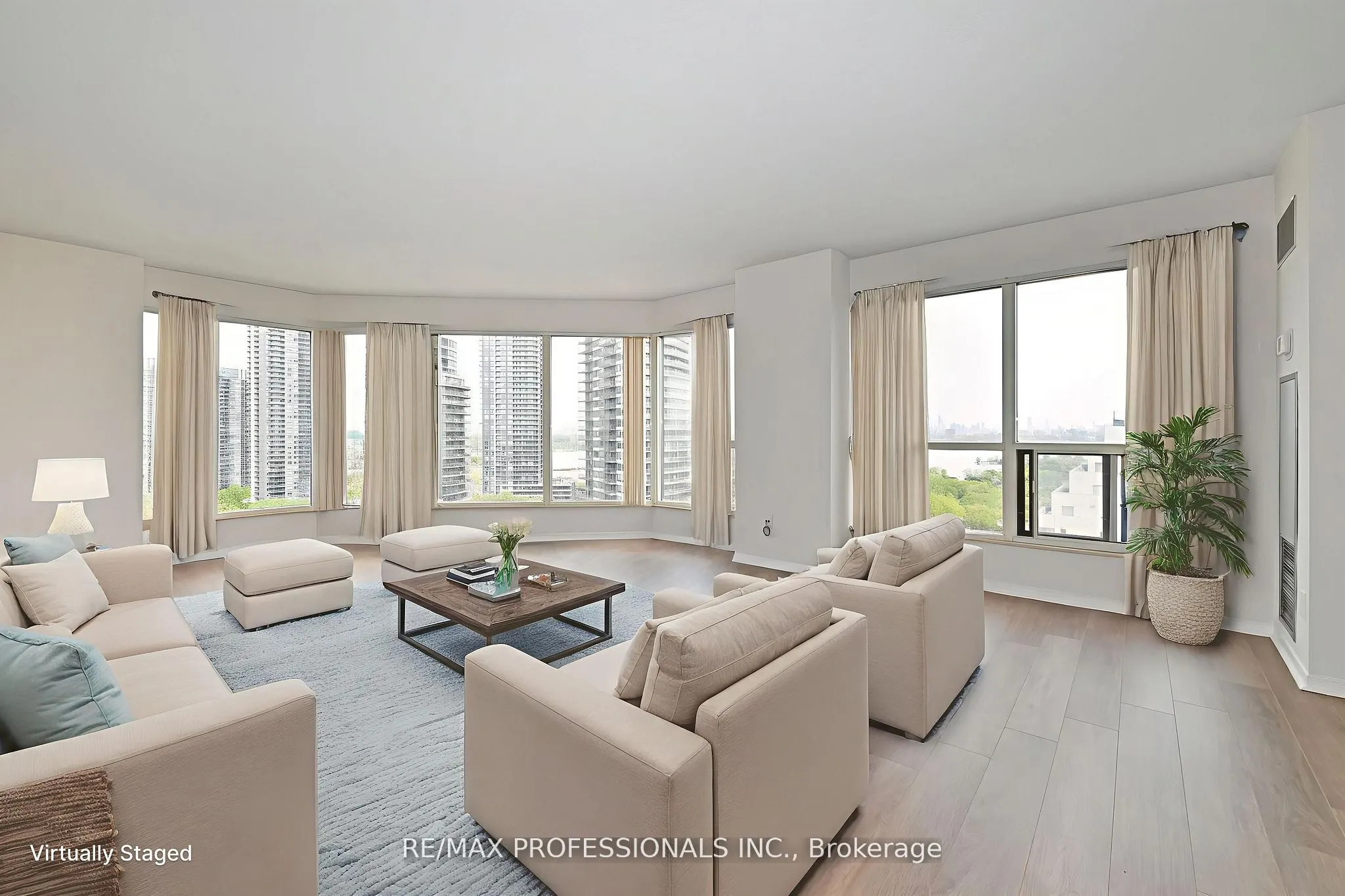 2269 Lakeshore Boulevard W, #2004