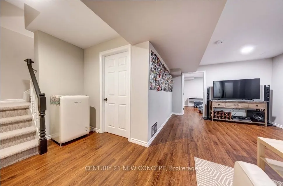 1230 Old Oak Drive