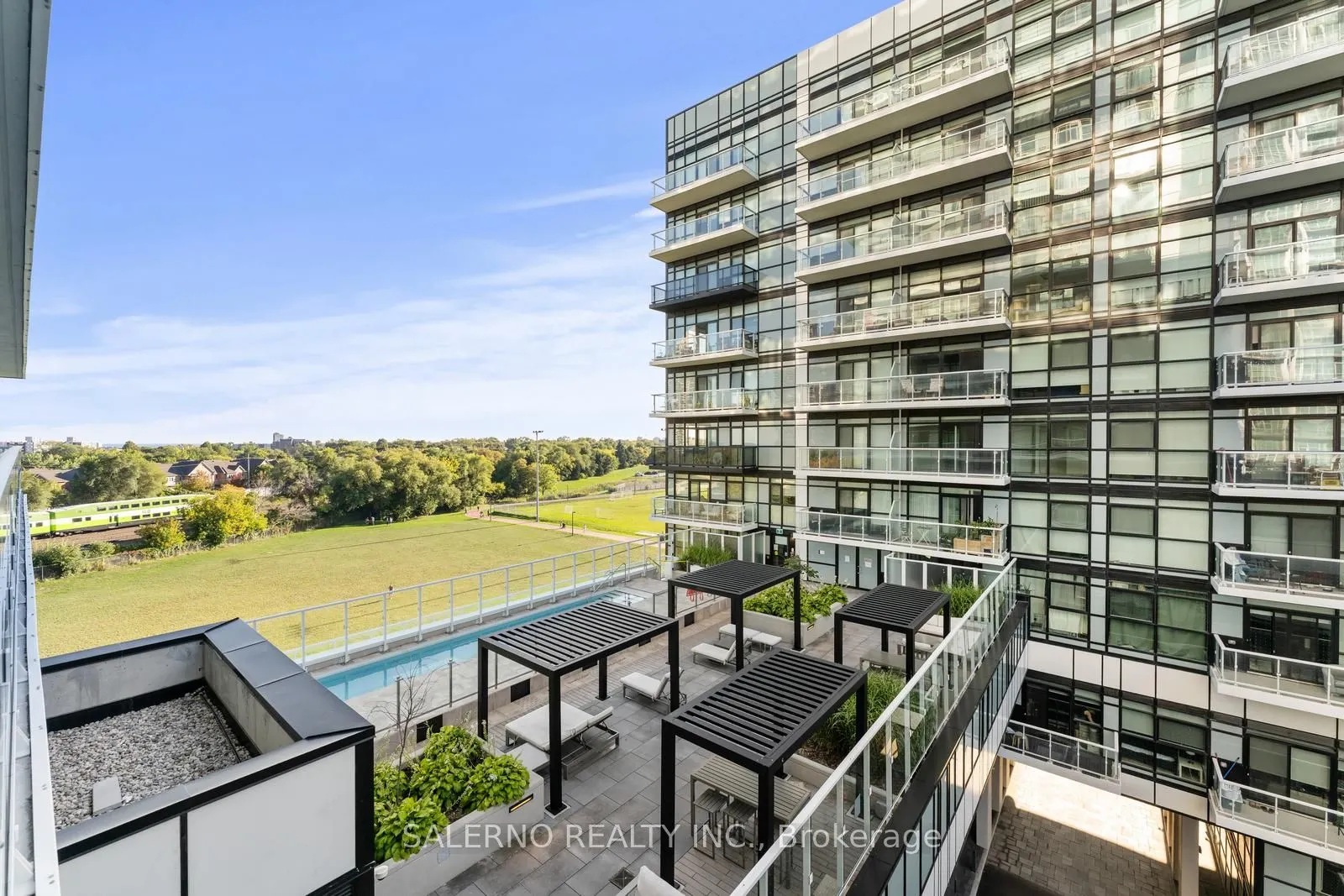 251 Manitoba Street, #610B