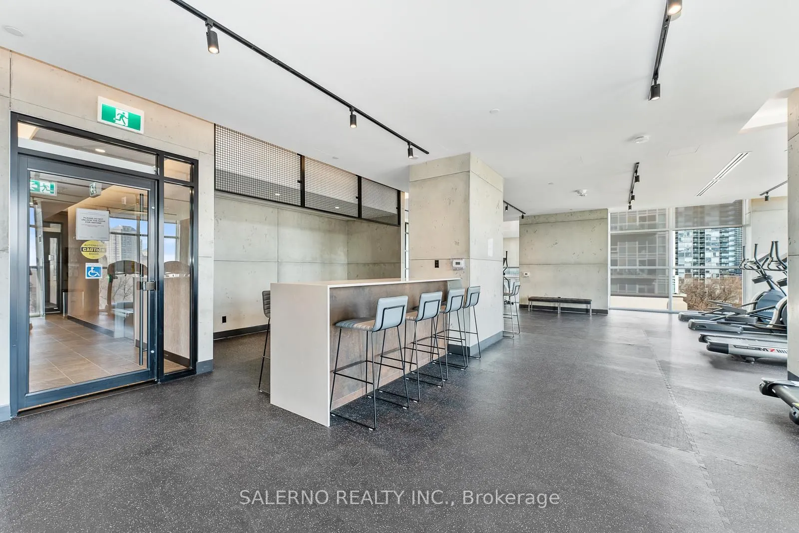 251 Manitoba Street, #610B