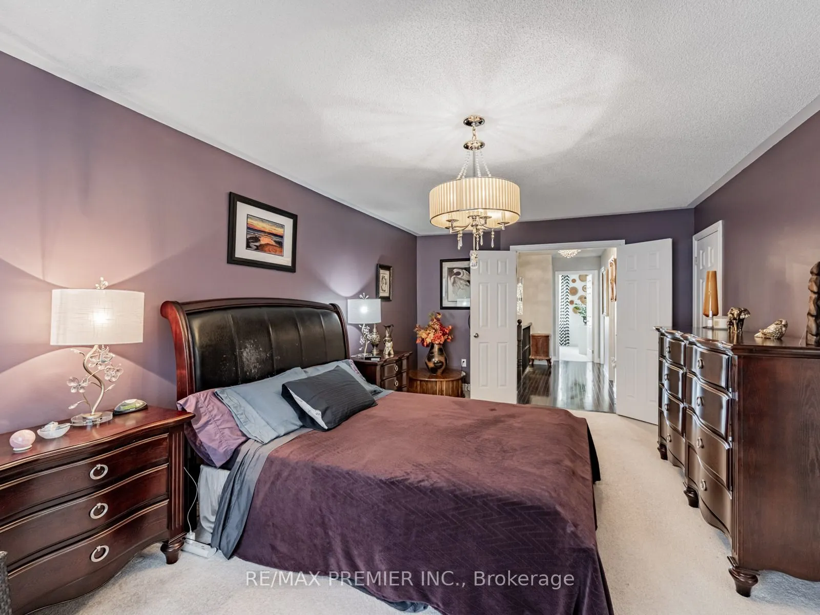 935 Transom Crescent