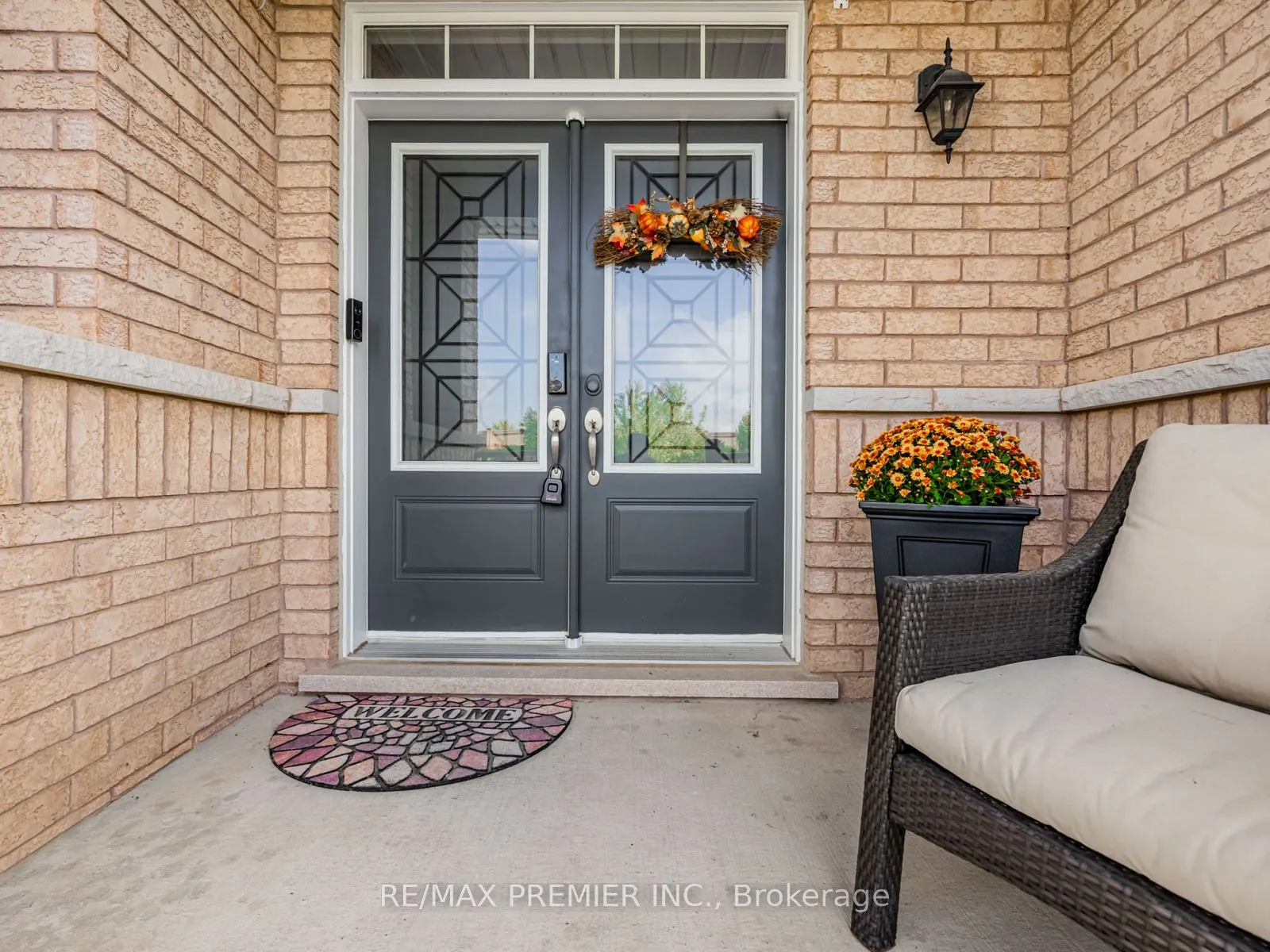 935 Transom Crescent