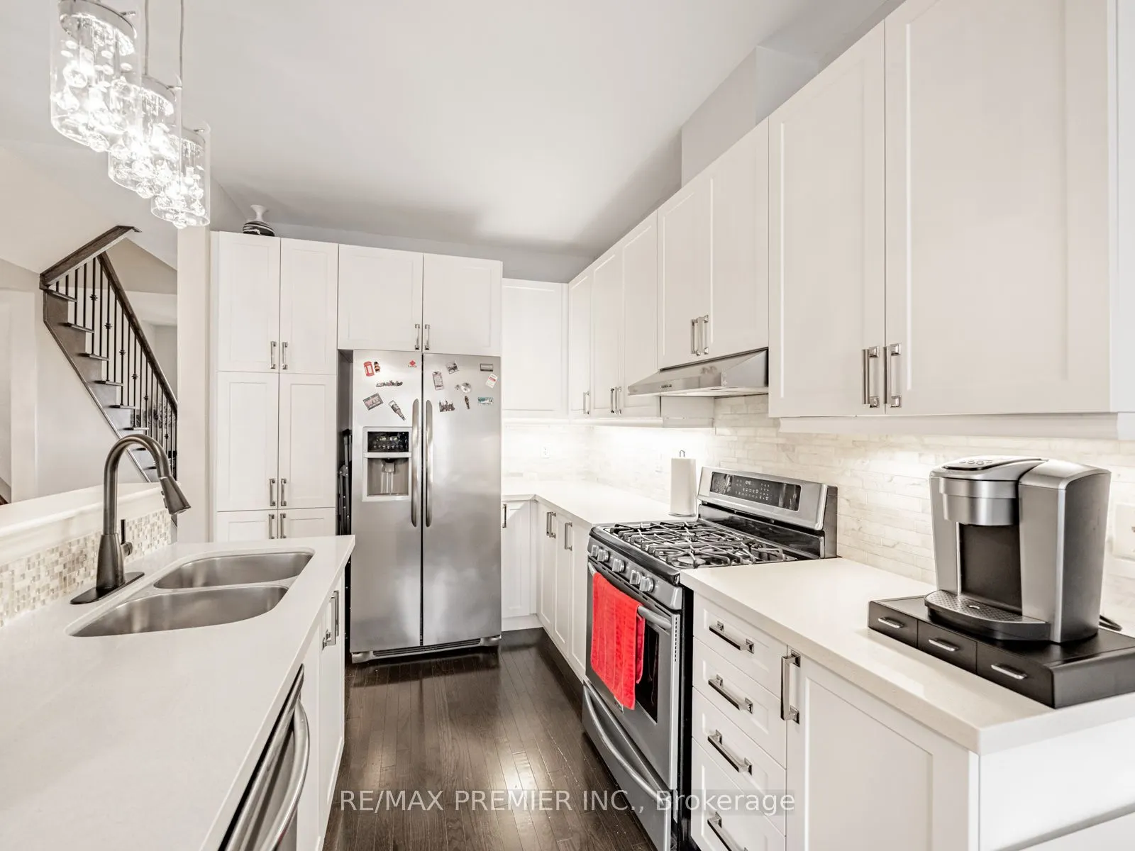 935 Transom Crescent