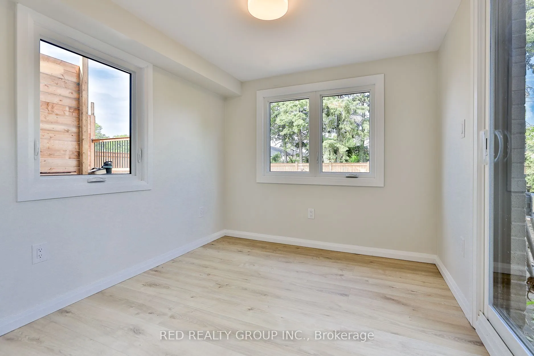 14 Calais Avenue, #Lower