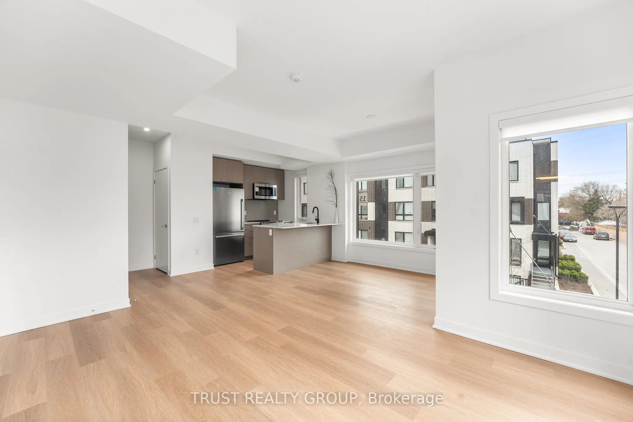 10 Ed Clark Gardens Boulevard, #15