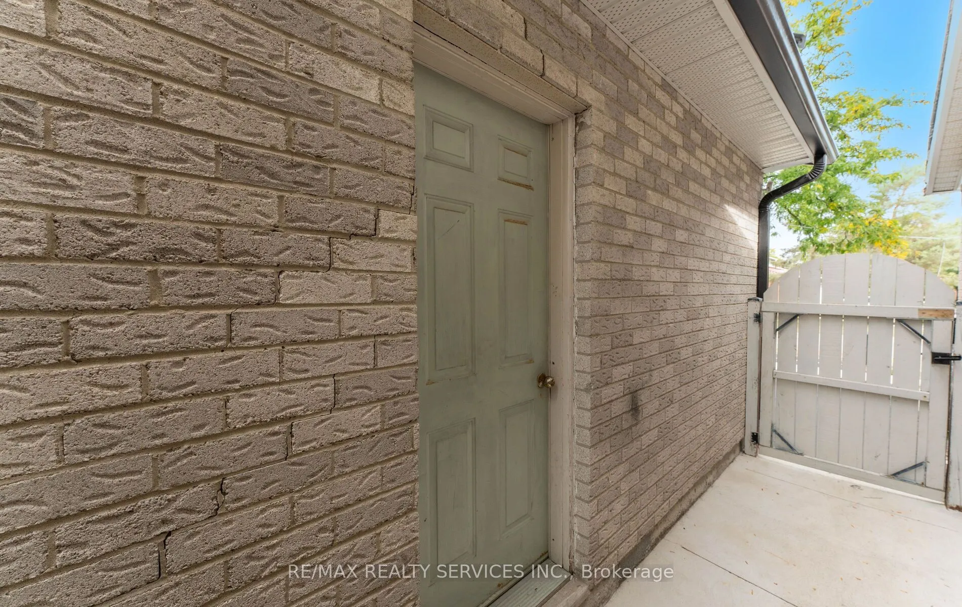39 Autumn Glen Circle