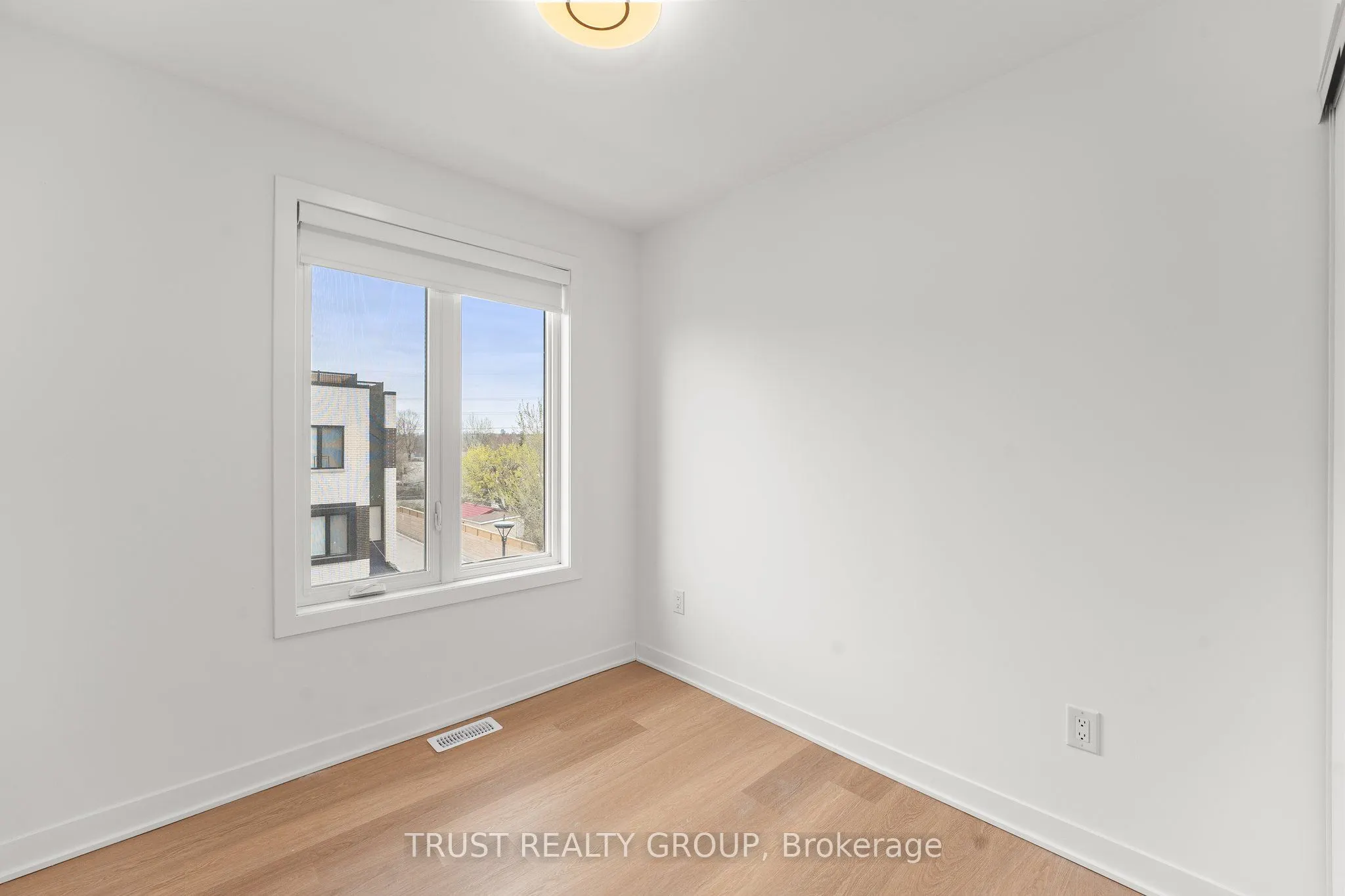 10 Ed Clark Road, #TH15