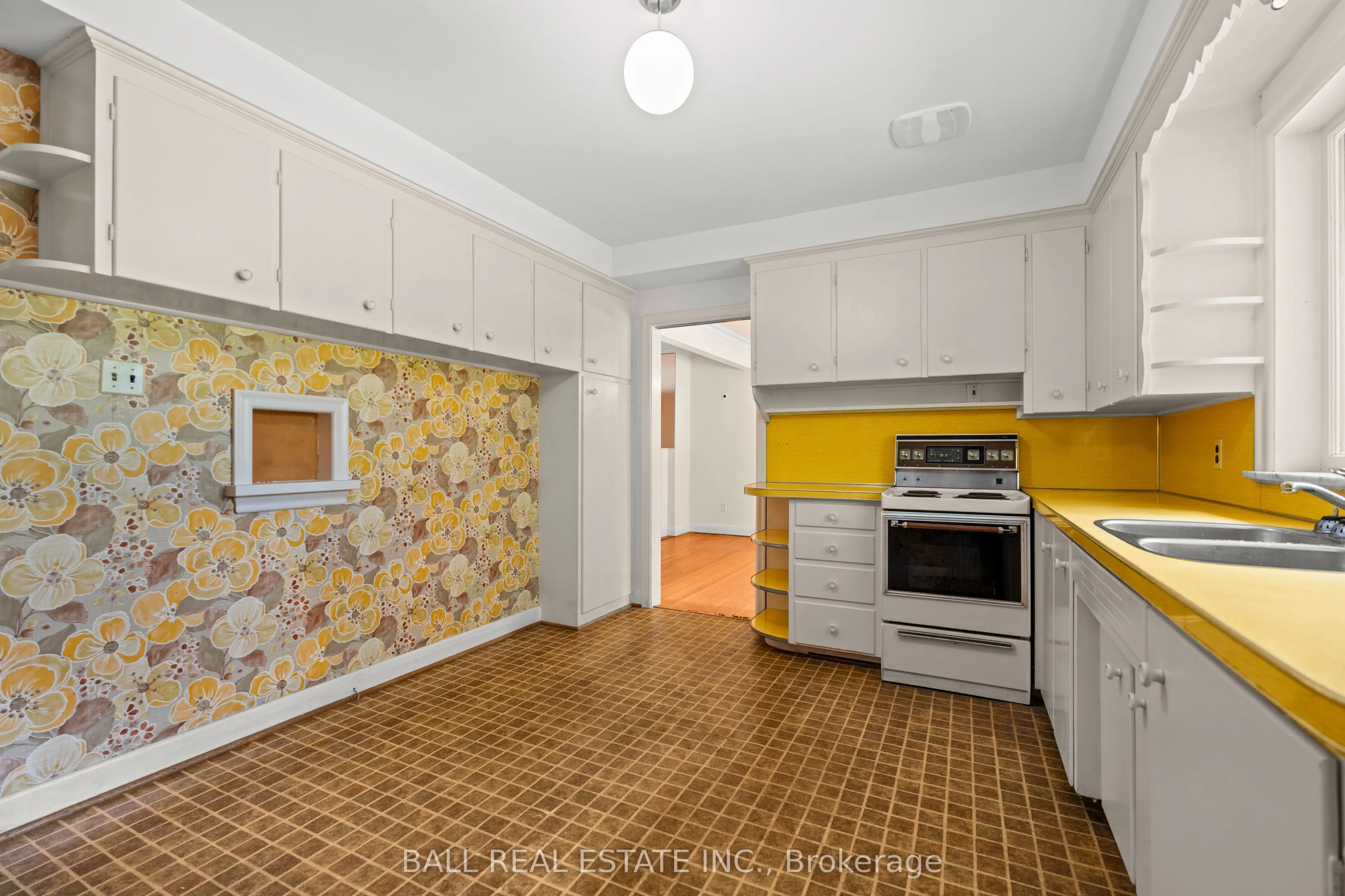 1431 Lochlin Trail