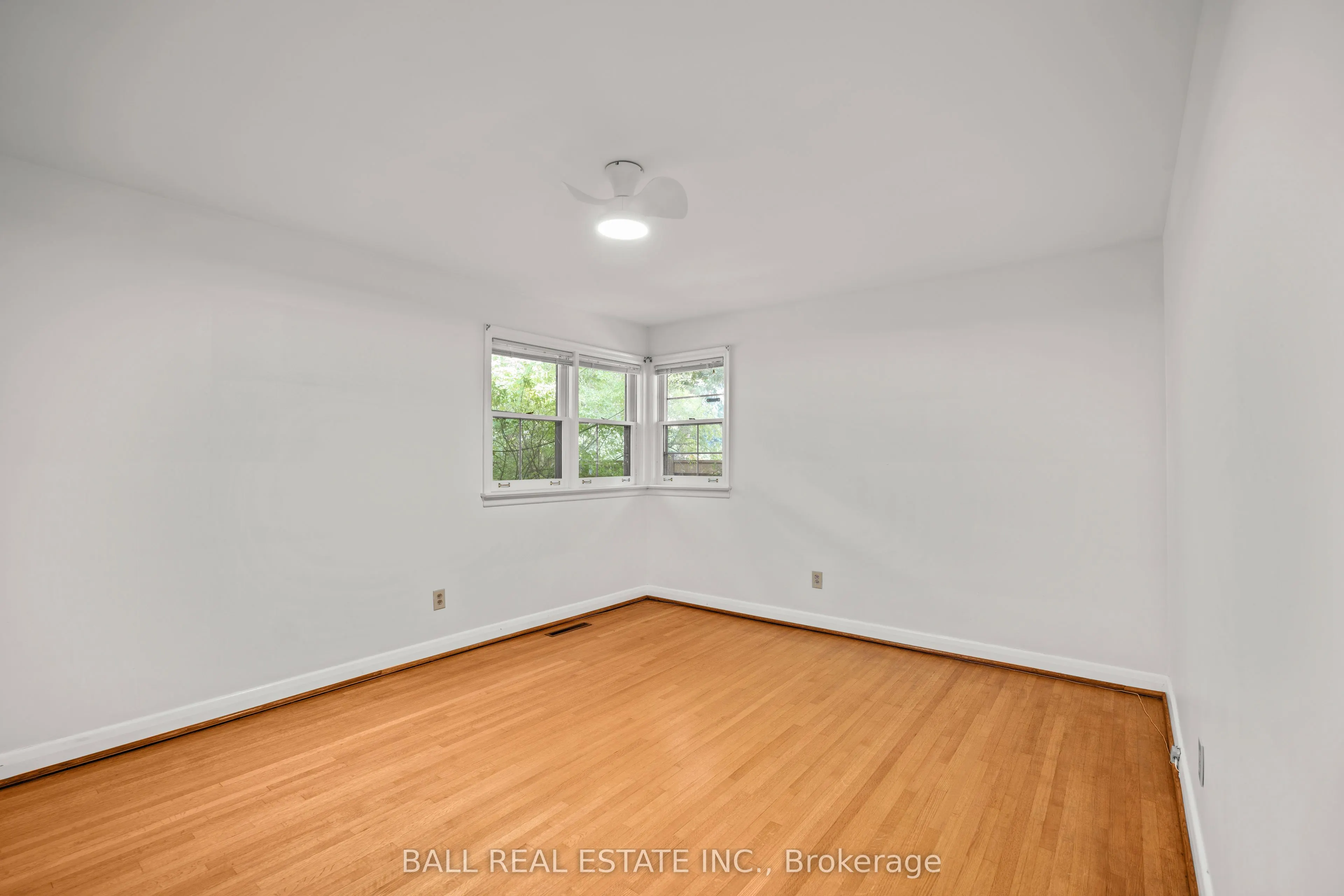 1431 Lochlin Trail