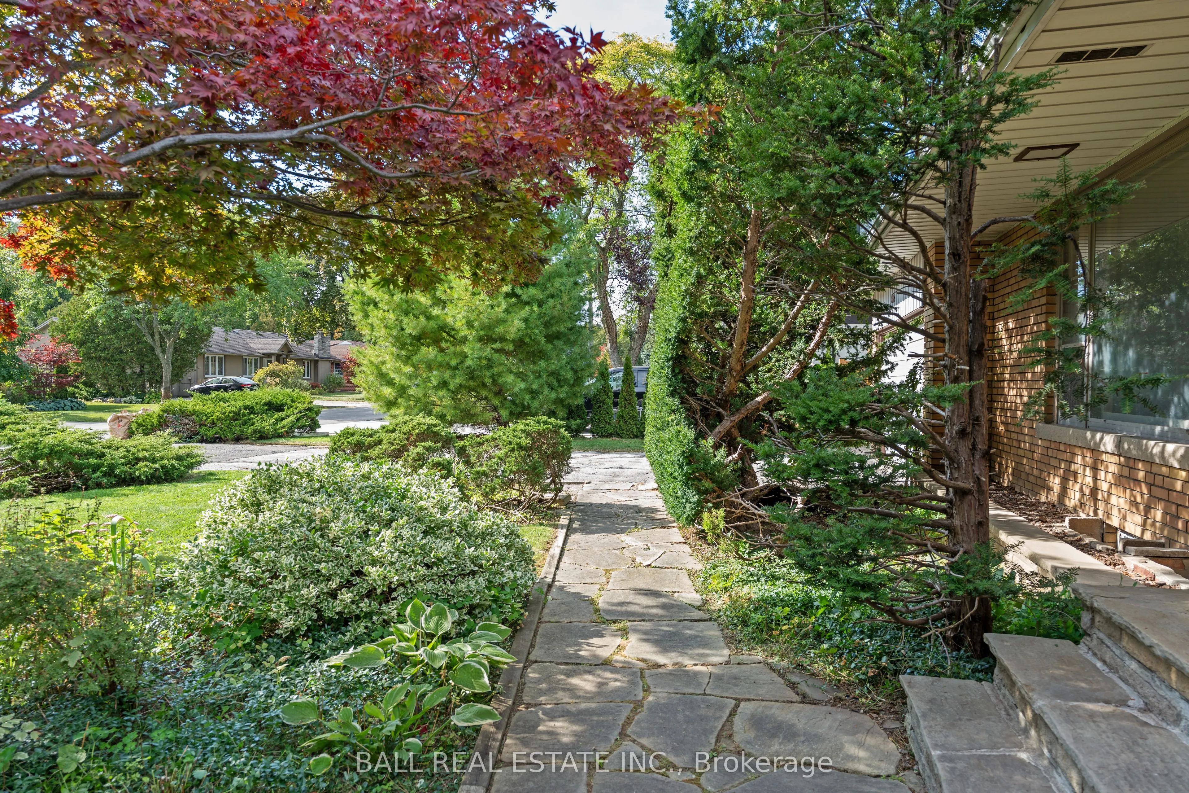 1431 Lochlin Trail