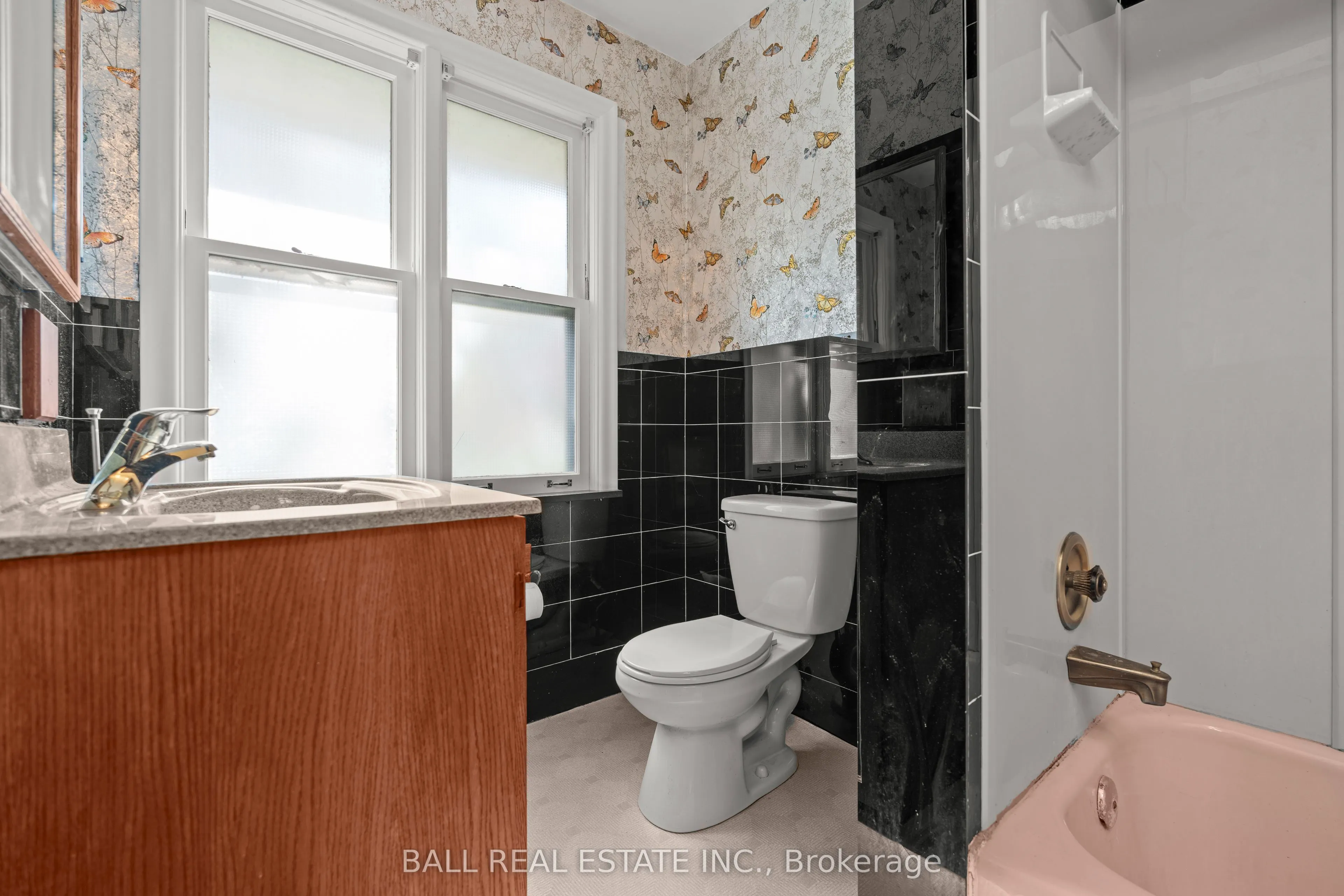 1431 Lochlin Trail