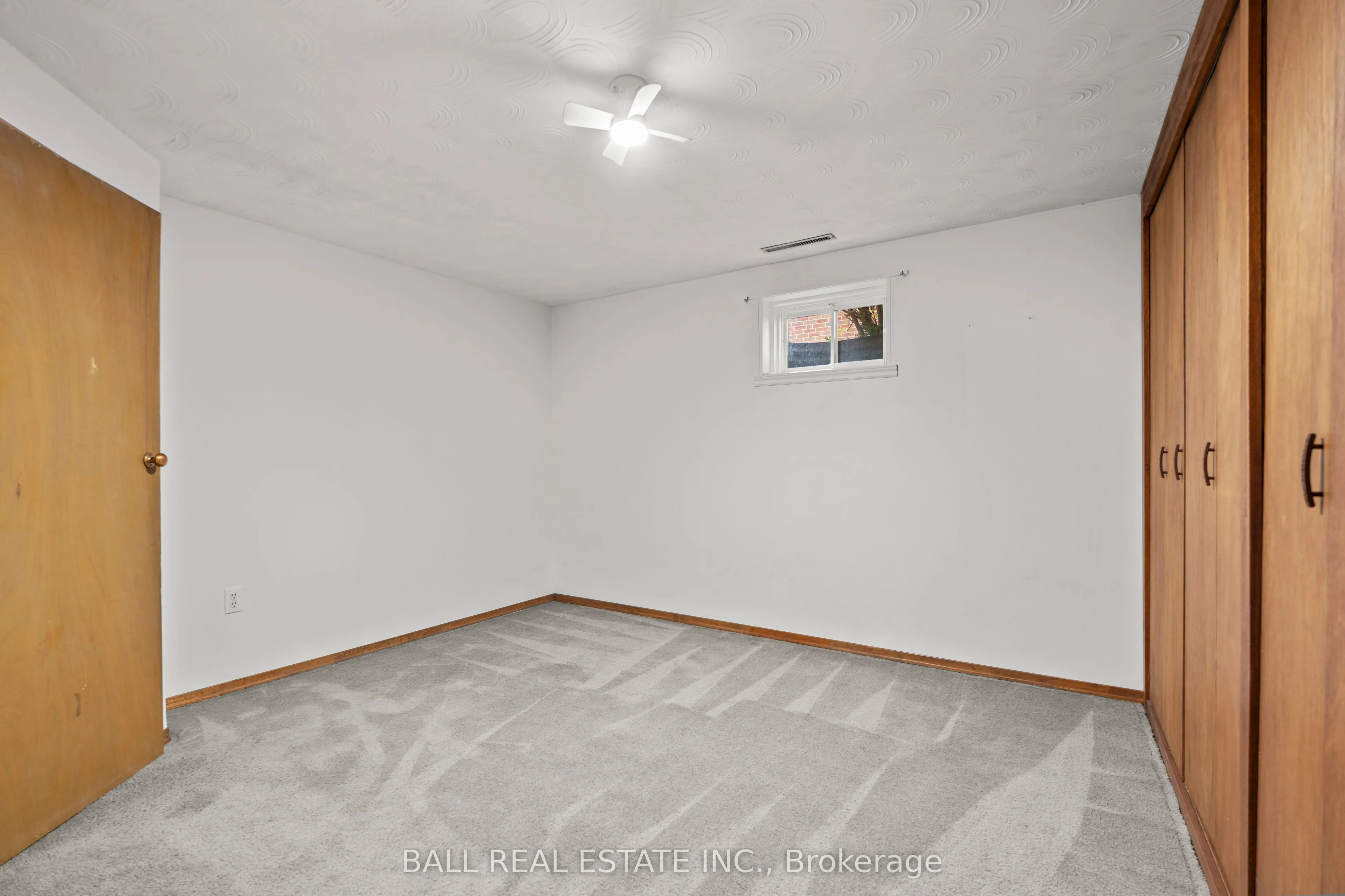 1431 Lochlin Trail