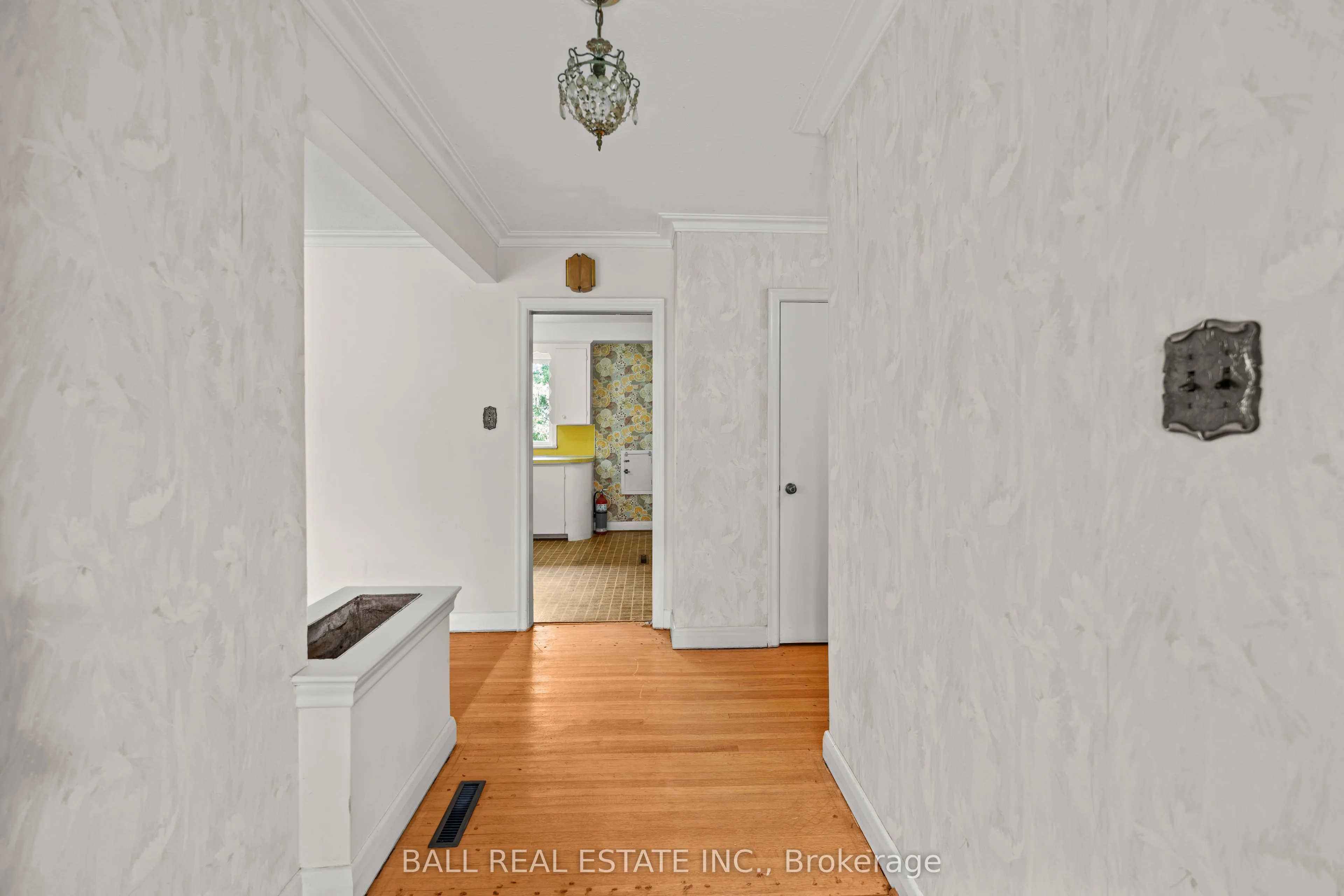 1431 Lochlin Trail