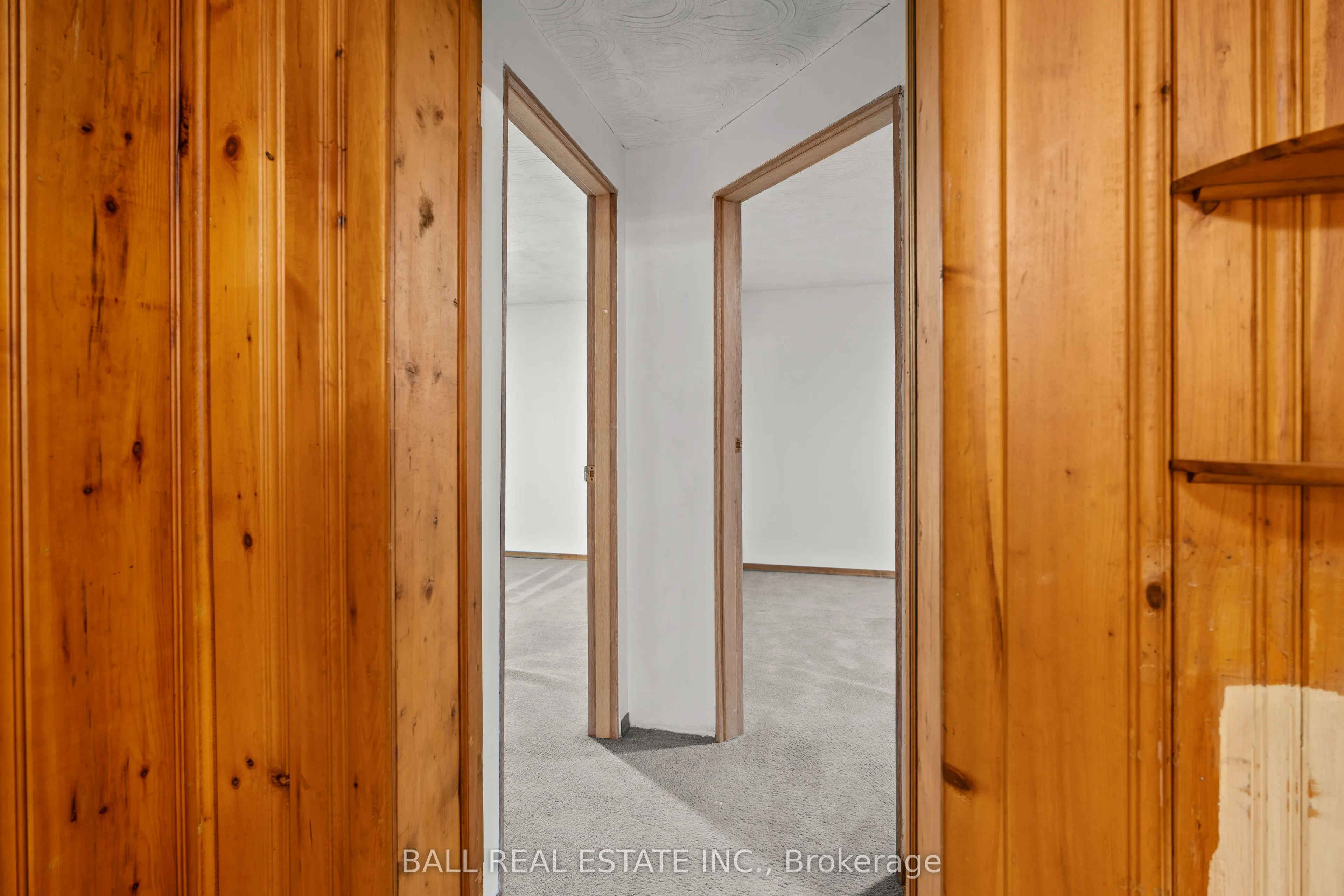 1431 Lochlin Trail
