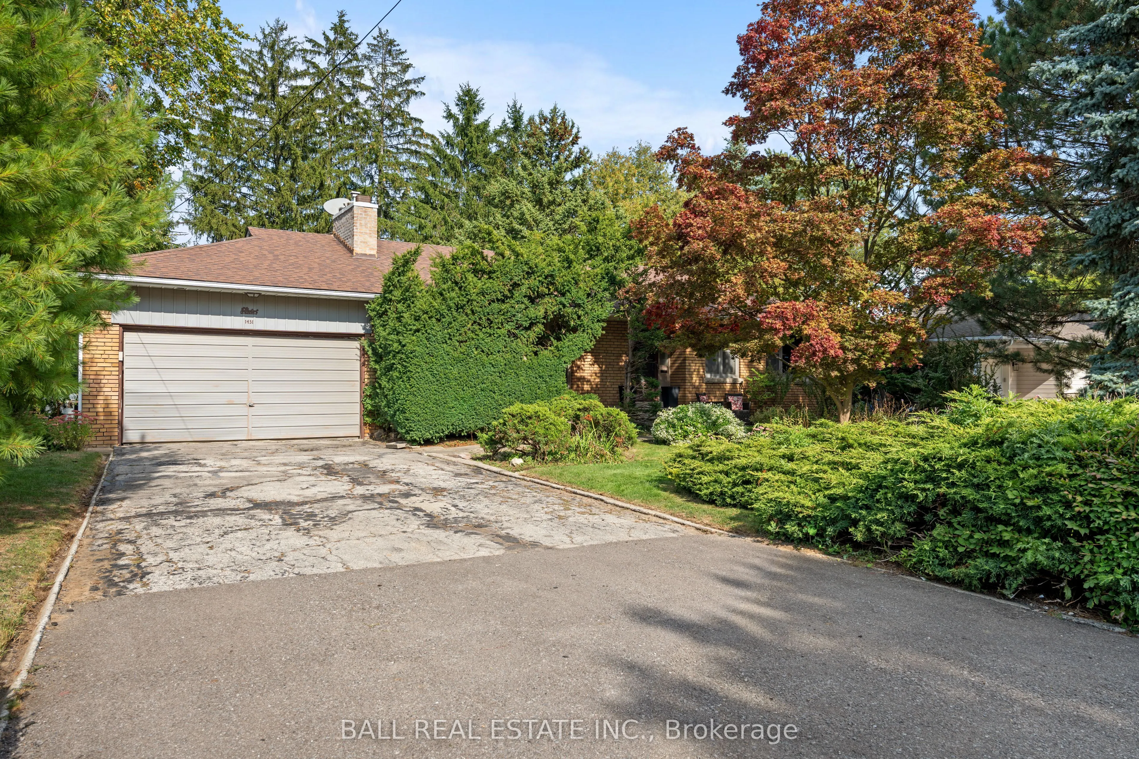1431 Lochlin Trail