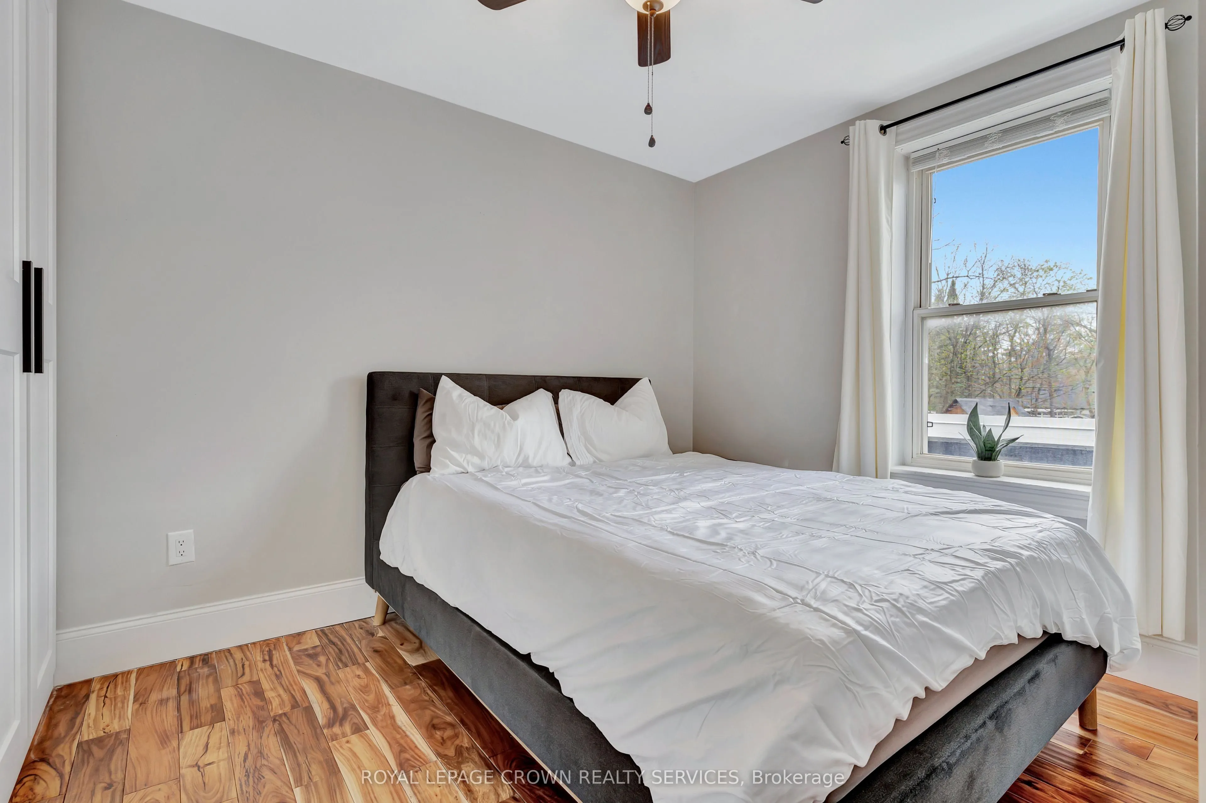 102 Poplar Avenue