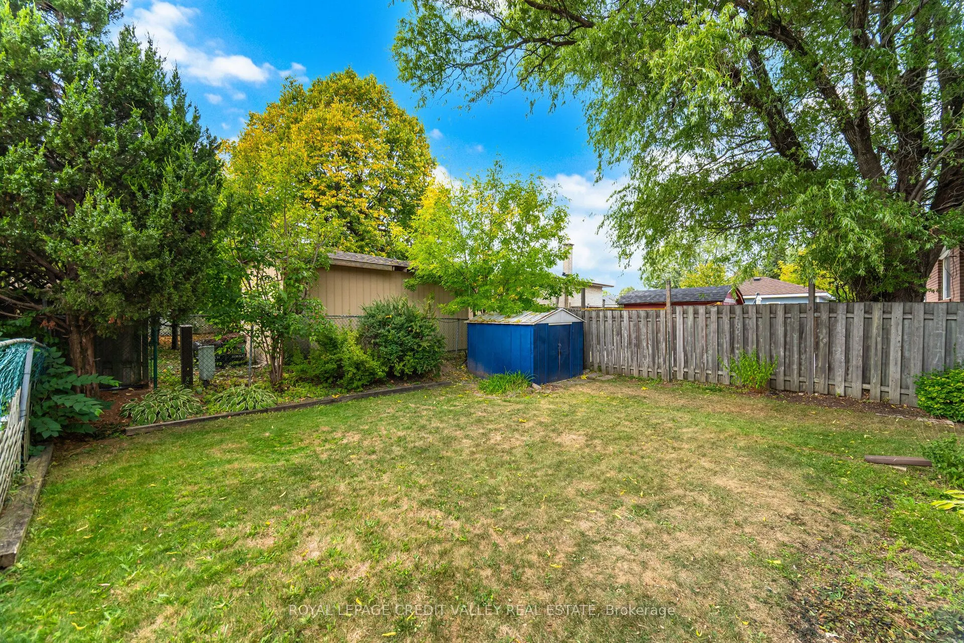 36 Autumn Boulevard