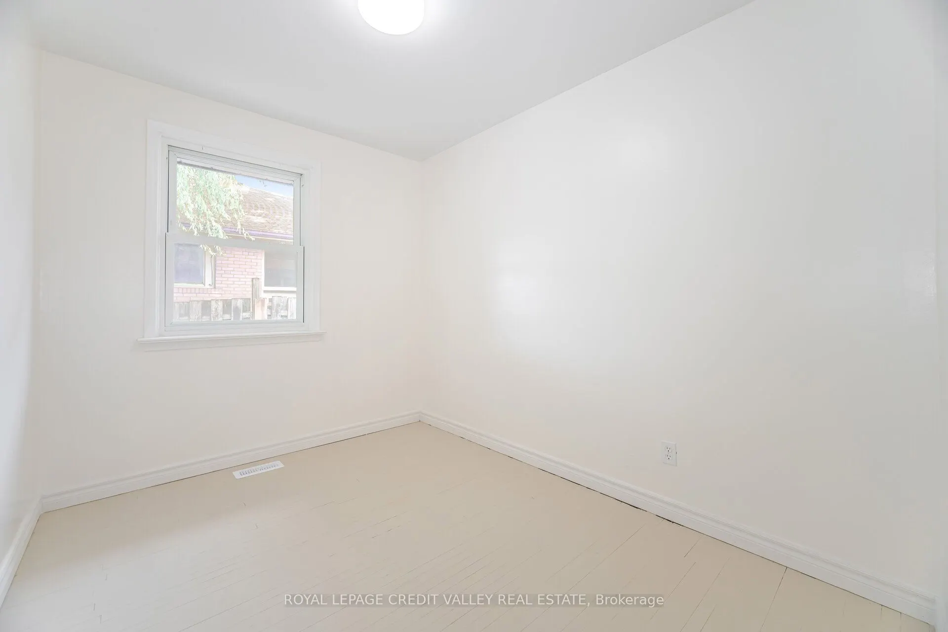 36 Autumn Boulevard