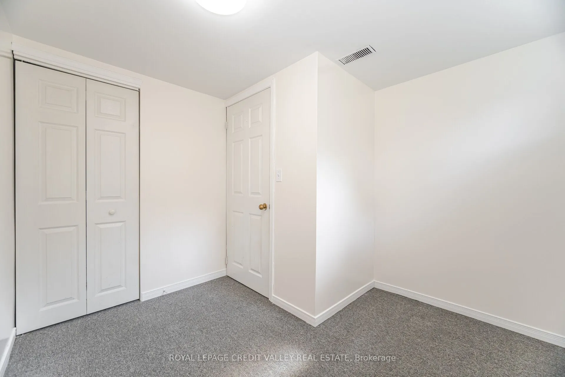 36 Autumn Boulevard