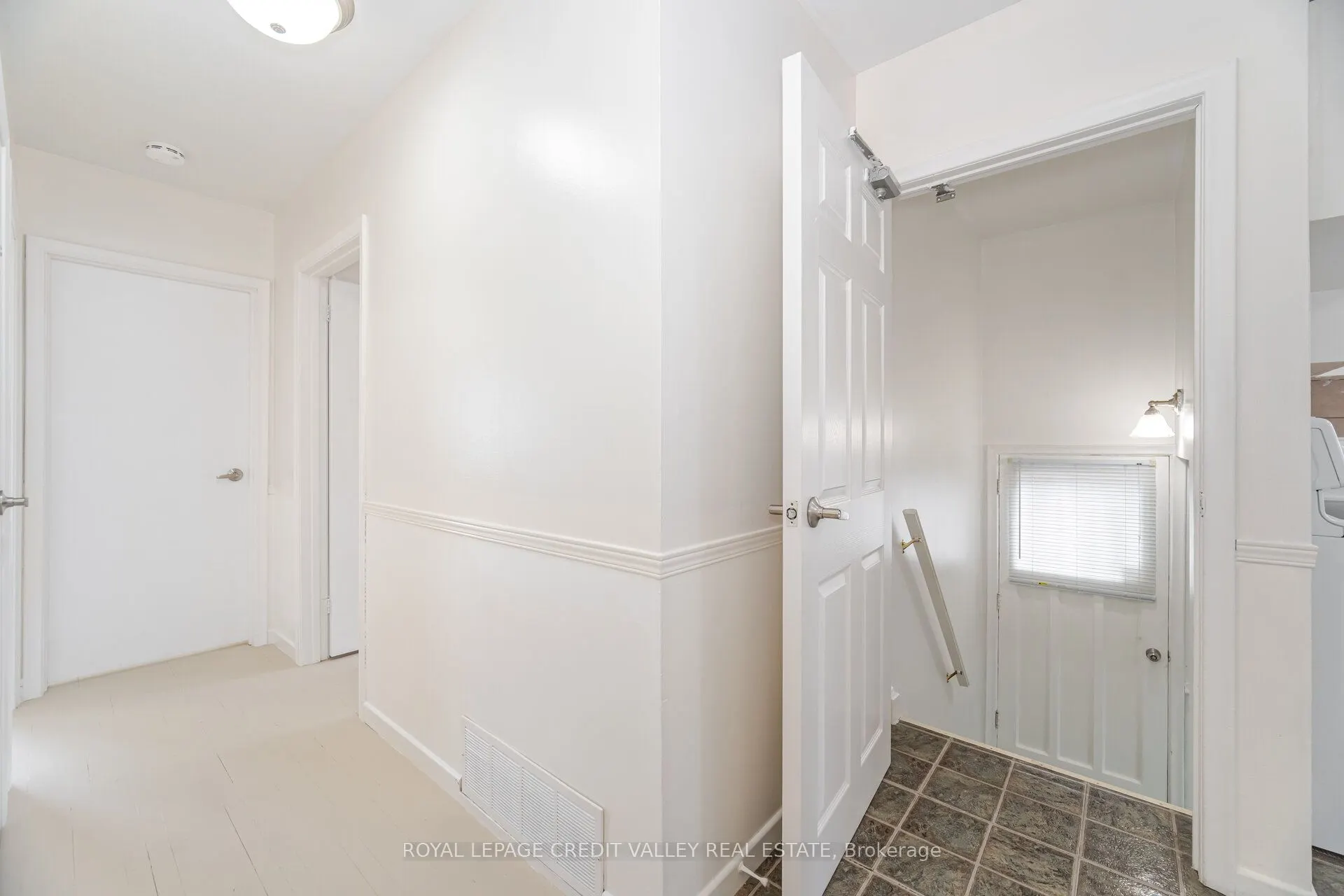 36 Autumn Boulevard