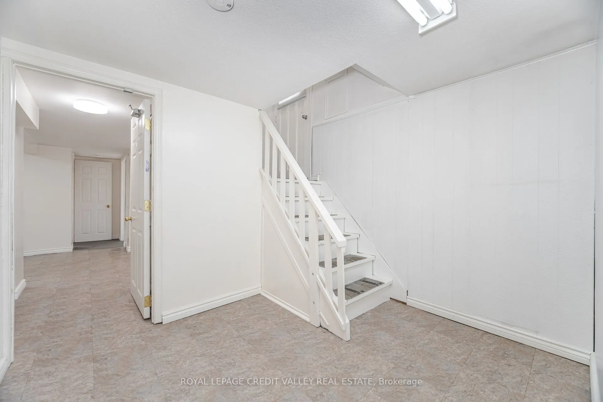 36 Autumn Boulevard