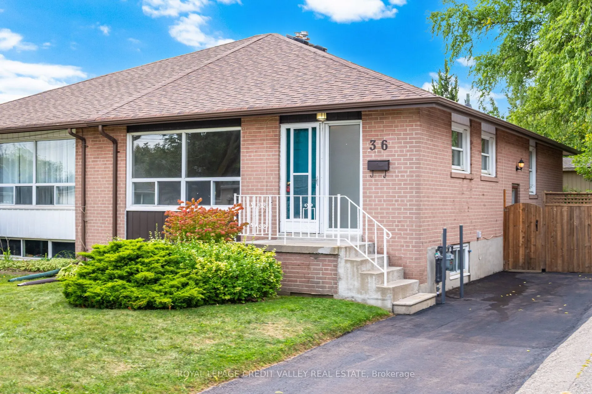 36 Autumn Boulevard