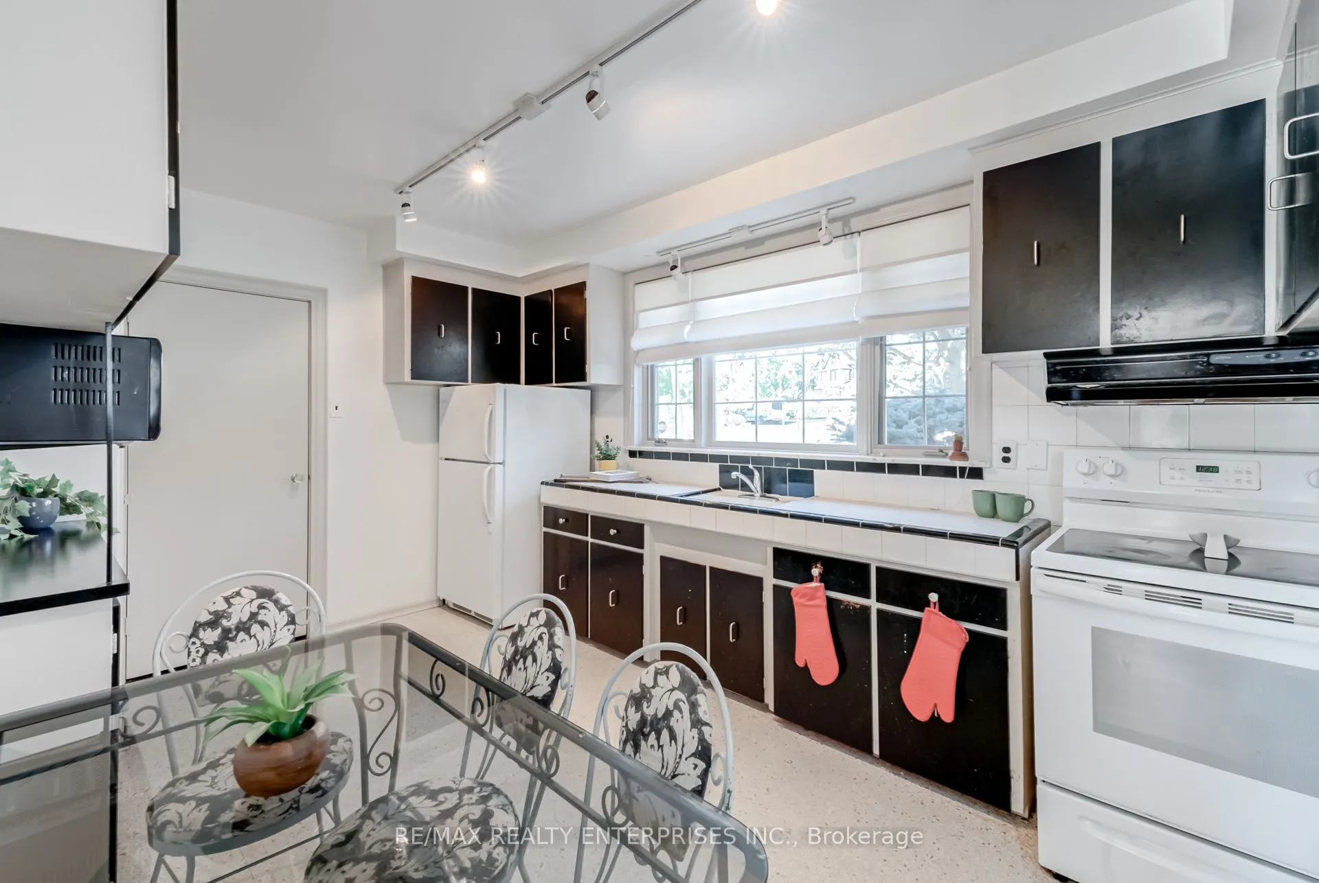 65 Black Creek Boulevard