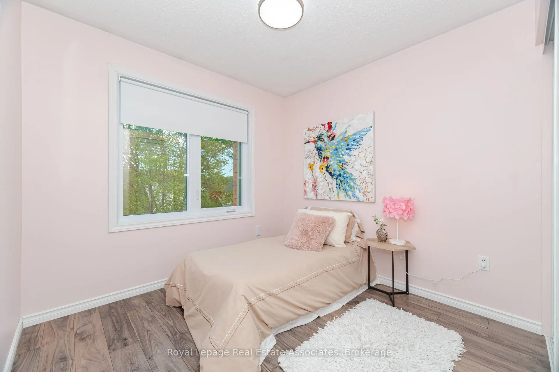 932 Burgess Gardens