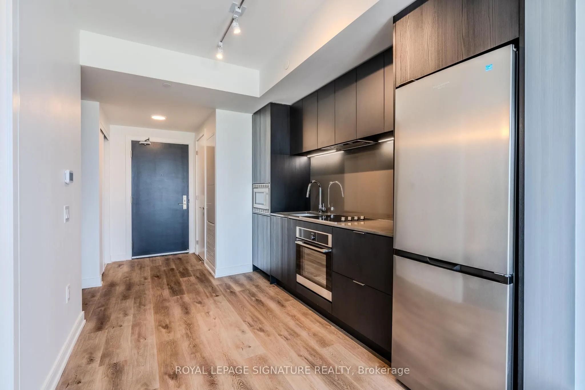 3009 Novar Road, #1202