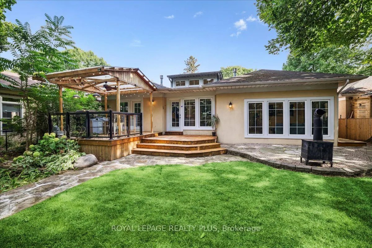 409 River Side Drive