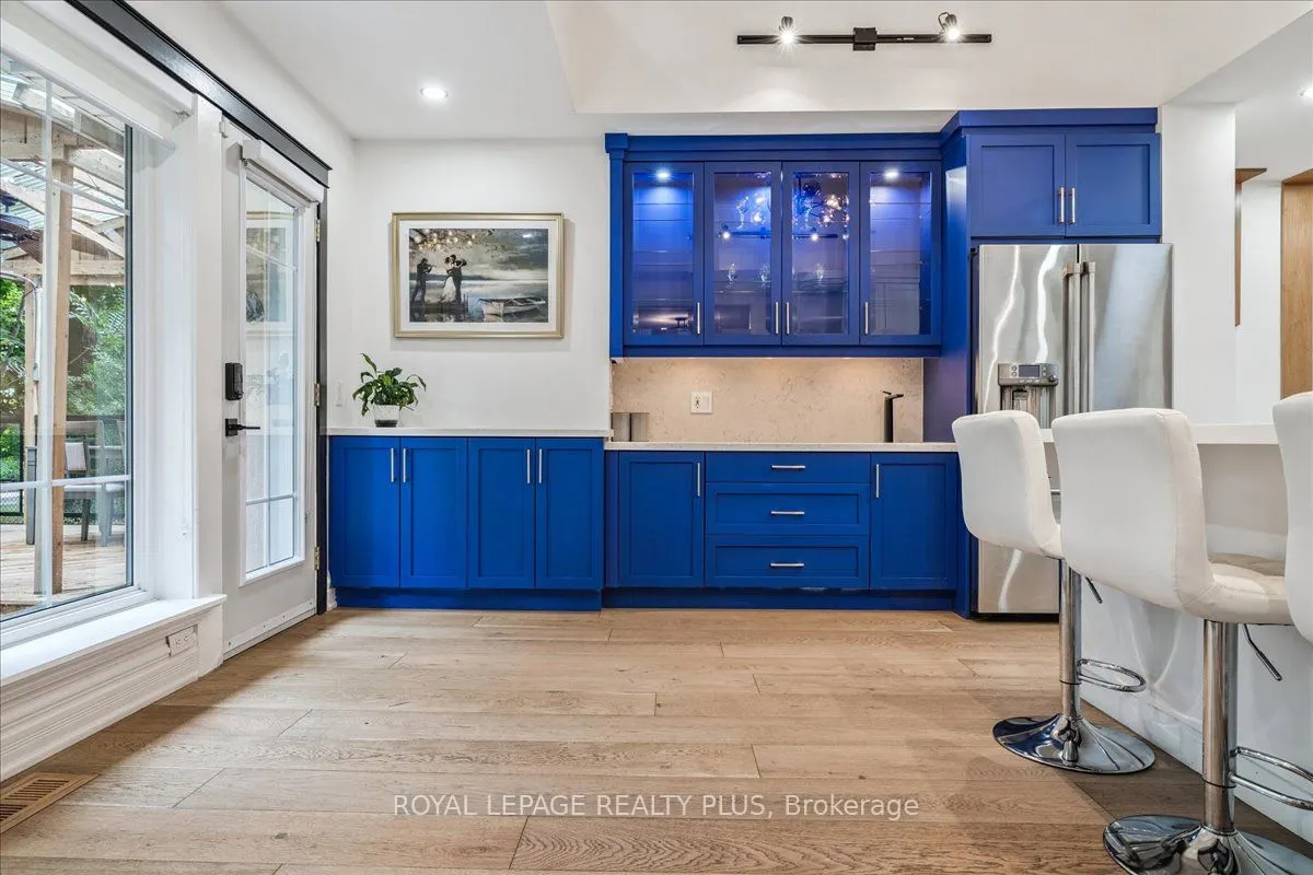 409 River Side Drive