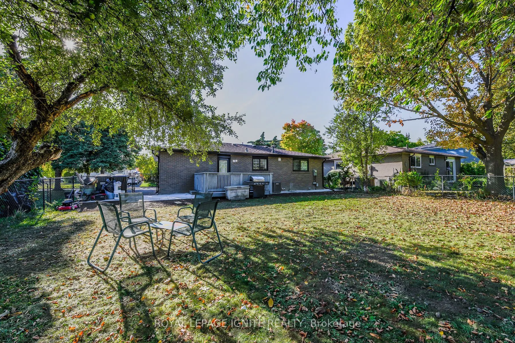 4 Drayton Crescent