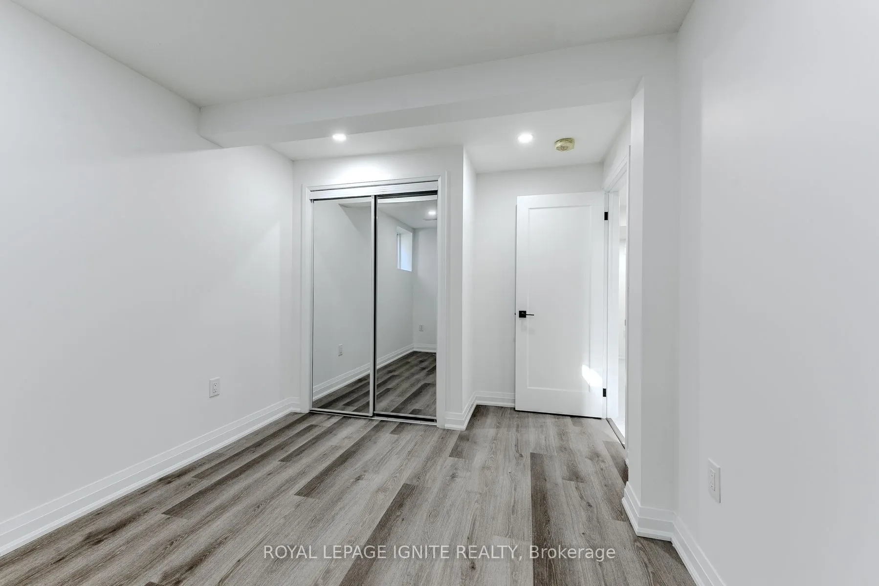 4 Drayton Crescent