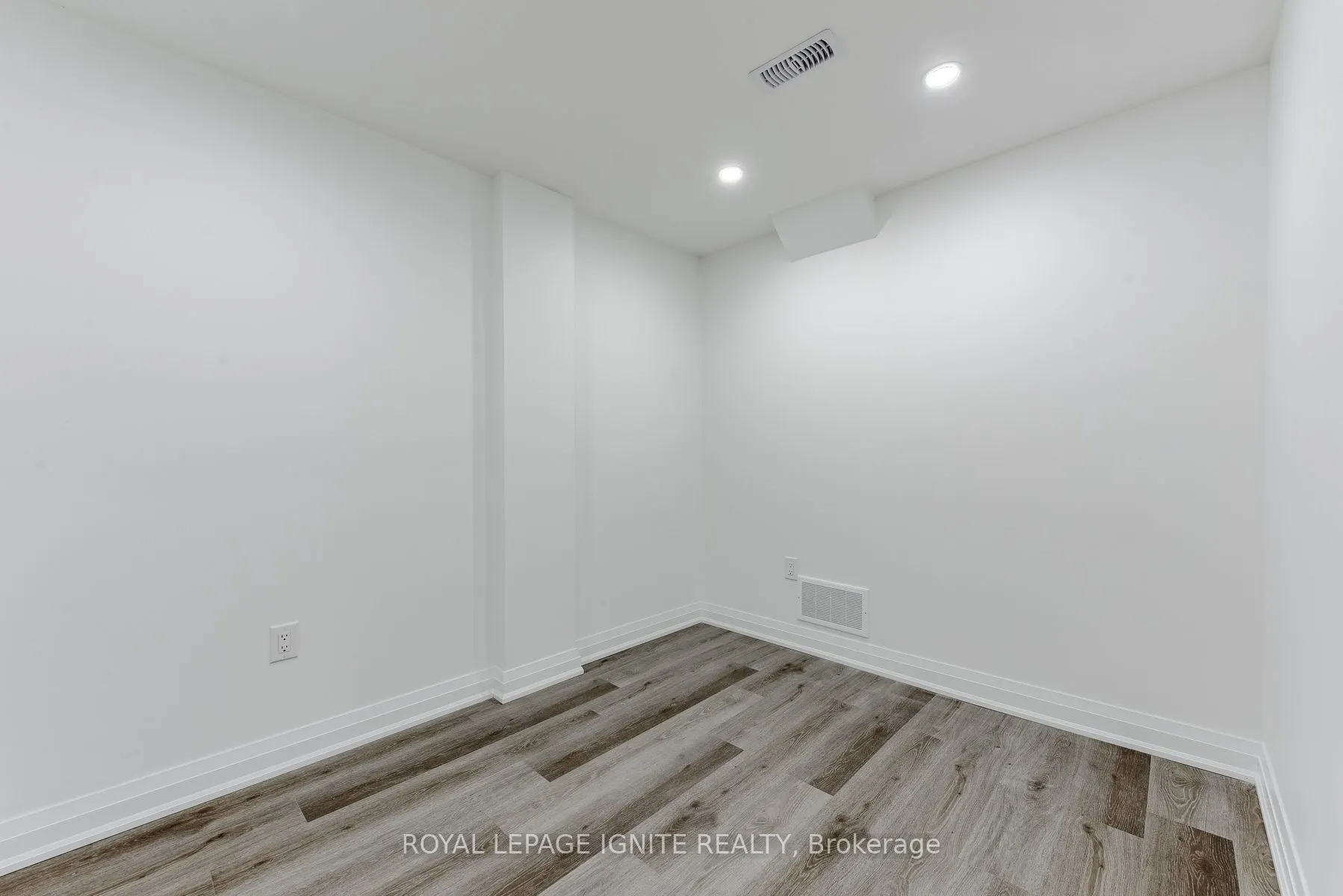 4 Drayton Crescent